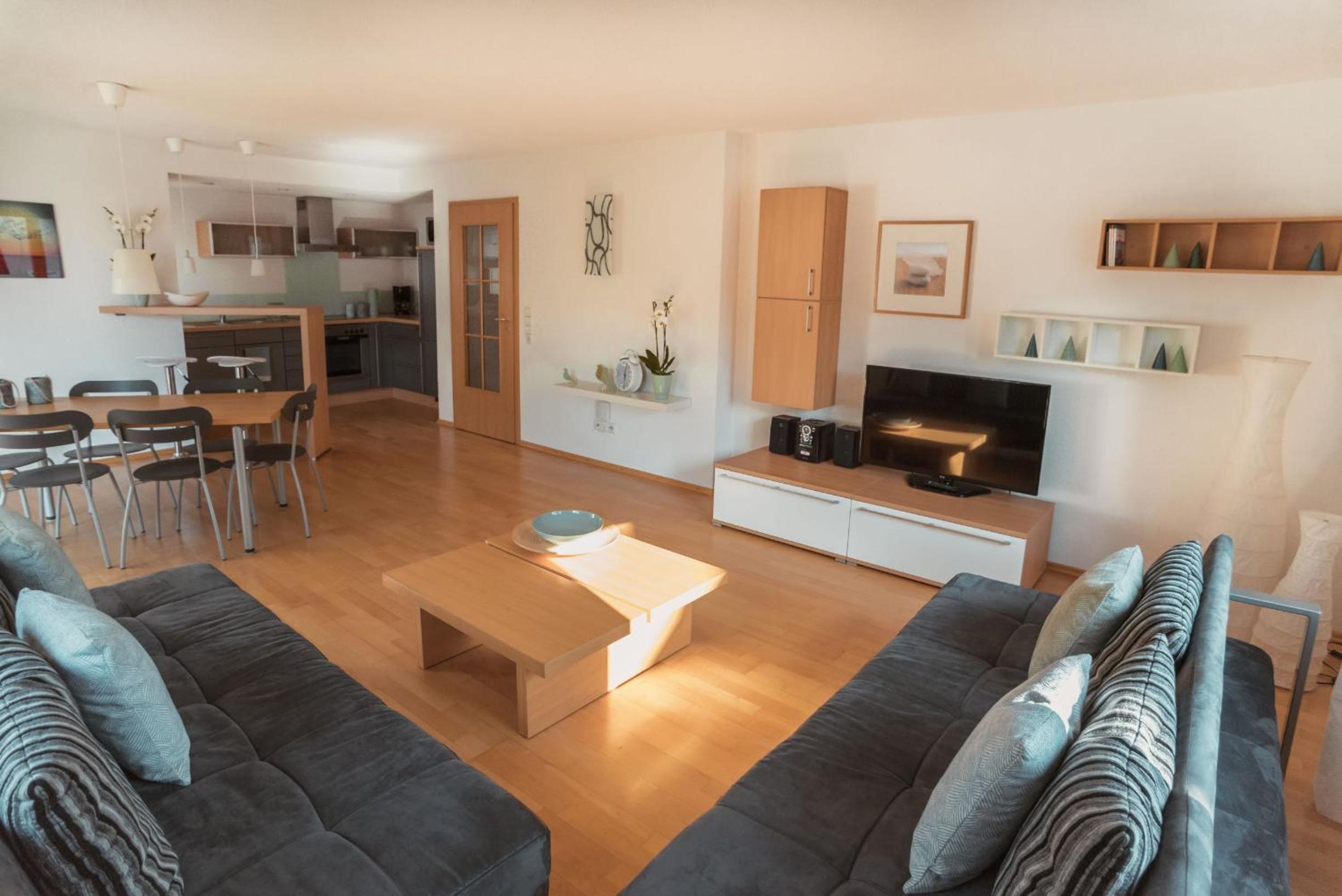 Apartment with Lake View photo 3