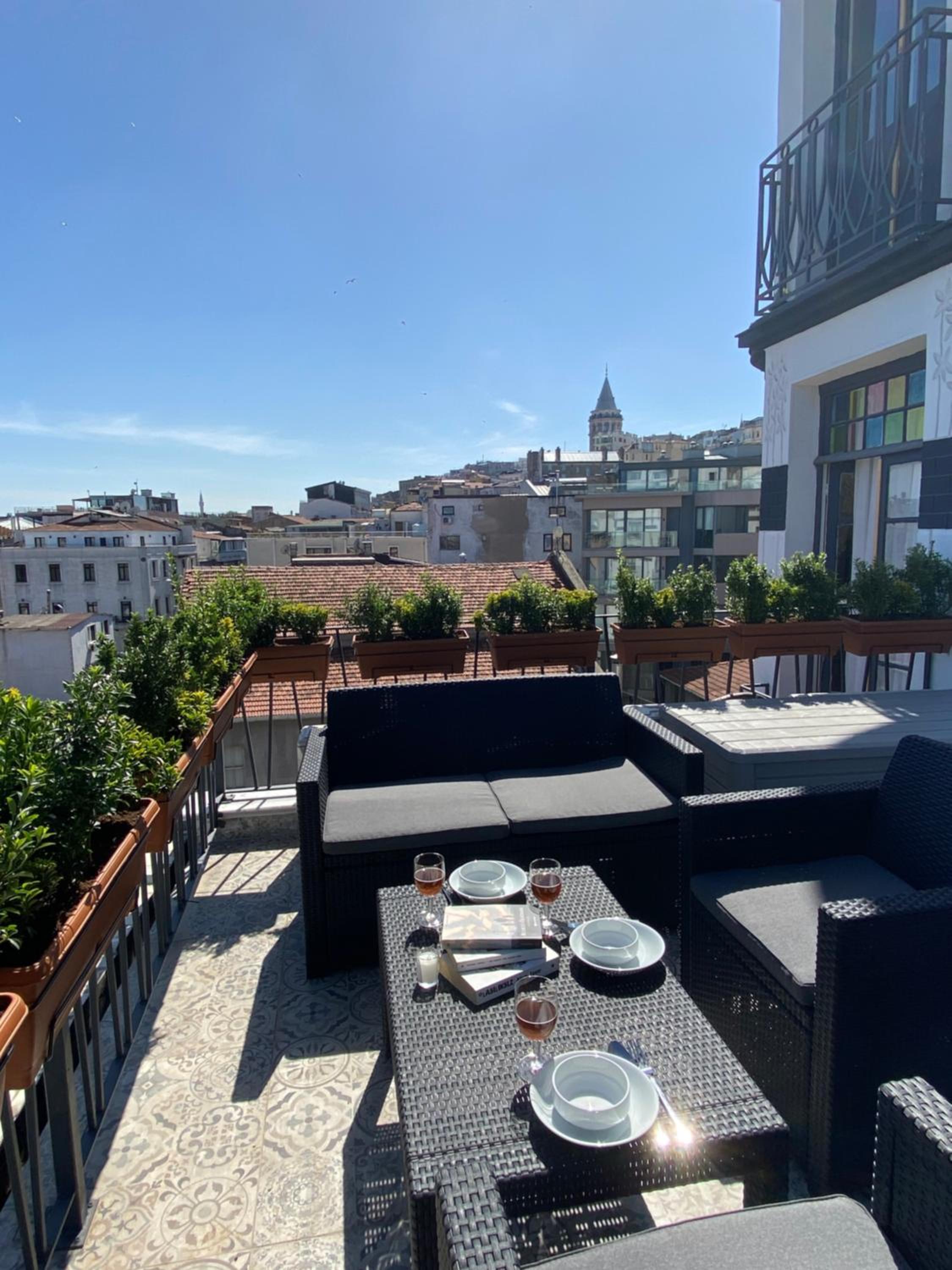Apartment With Terrace photo 3