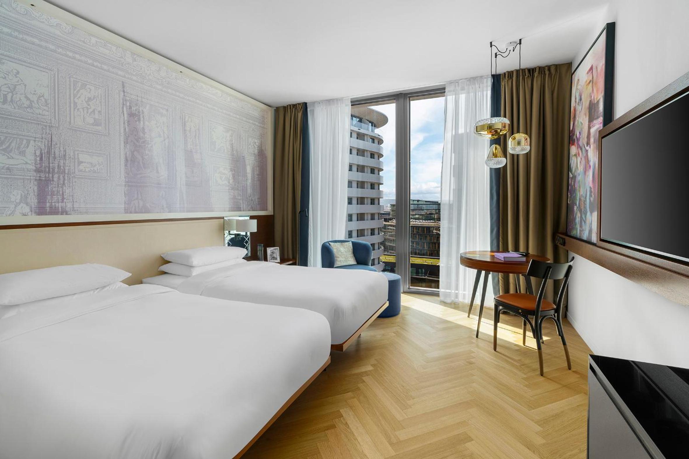 Twin Room - High Floor