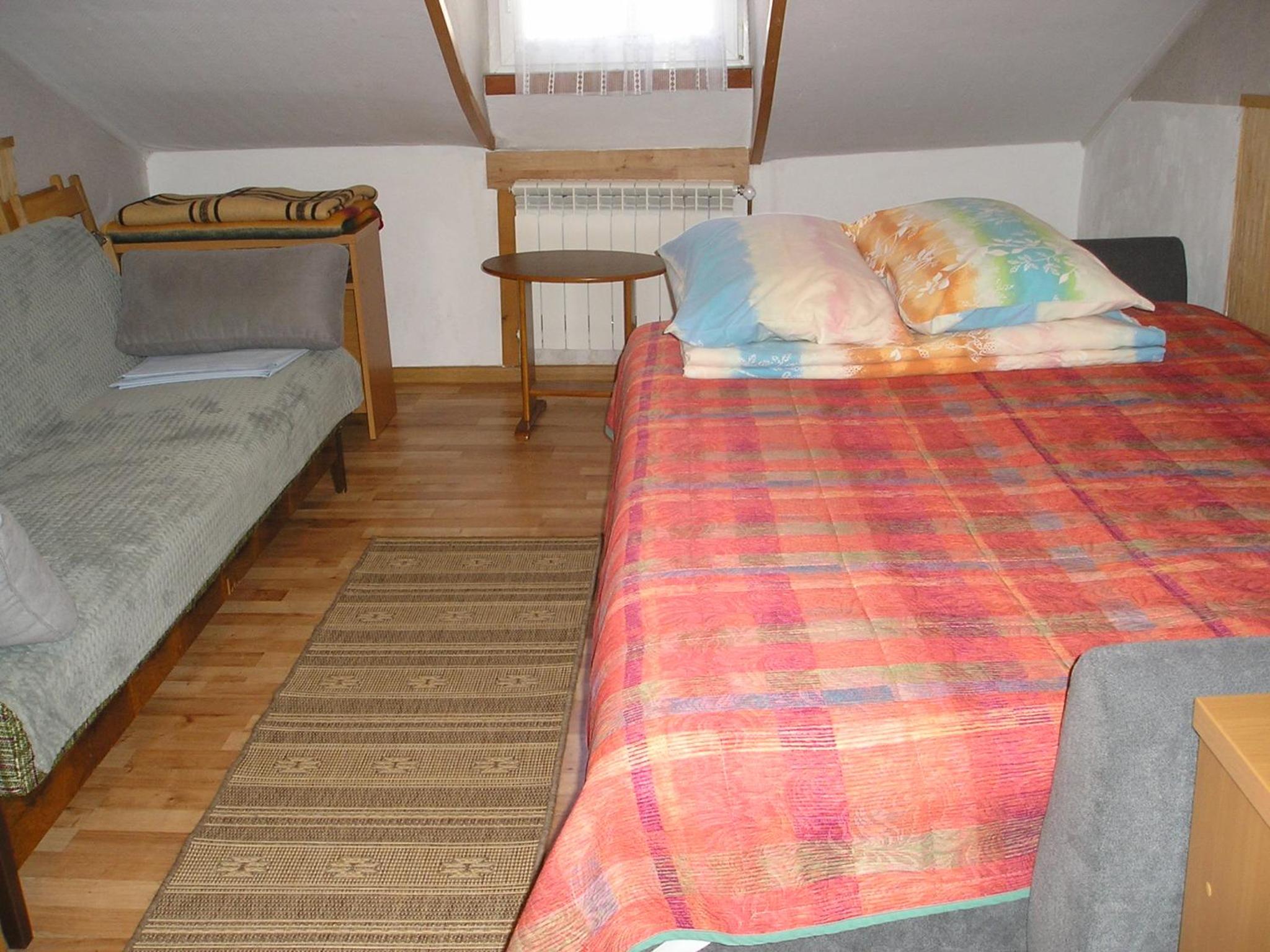 Apartment With Shower photo 2