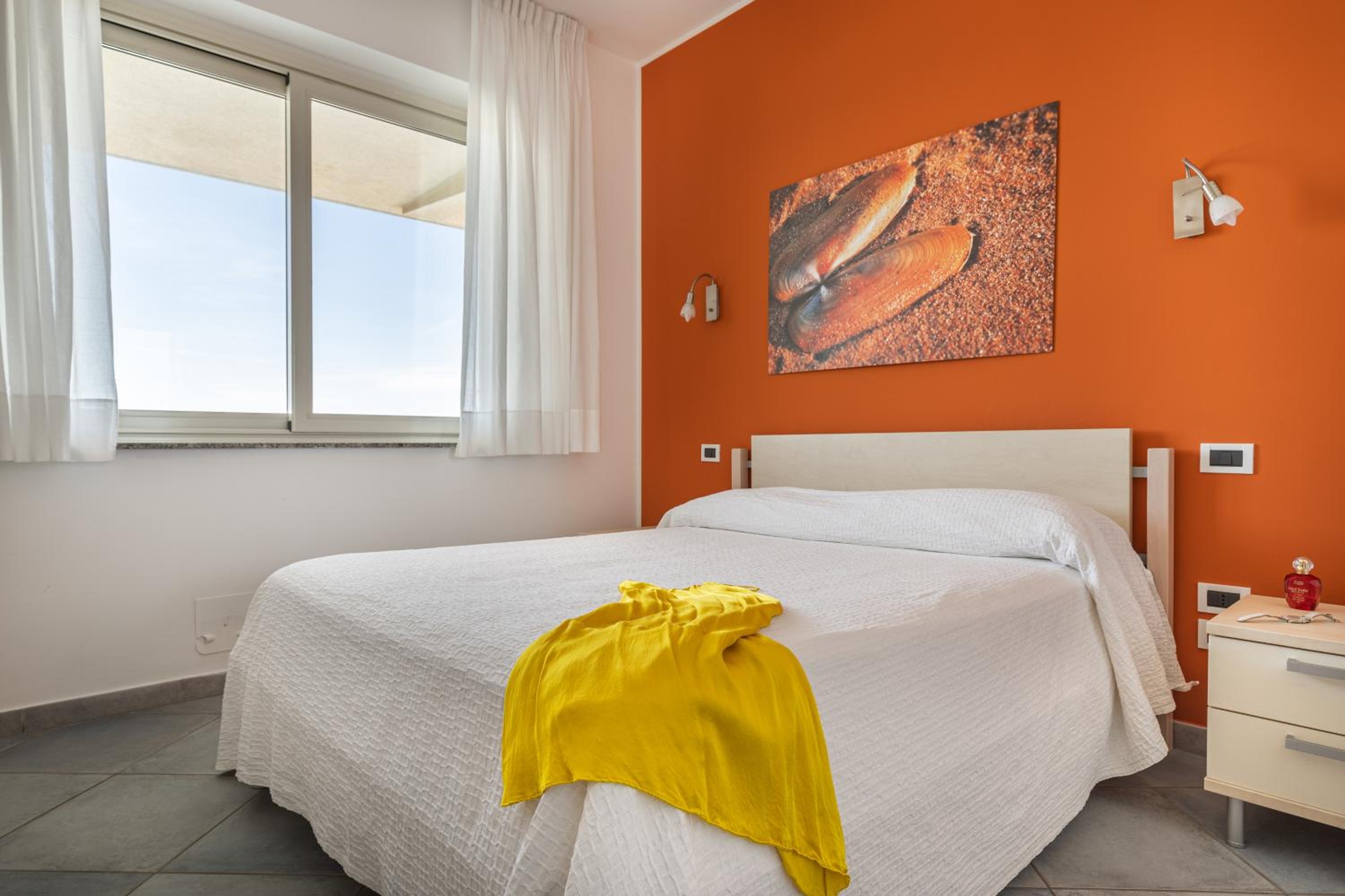 Two-Bedroom Apartment (4 Adults) photo 3