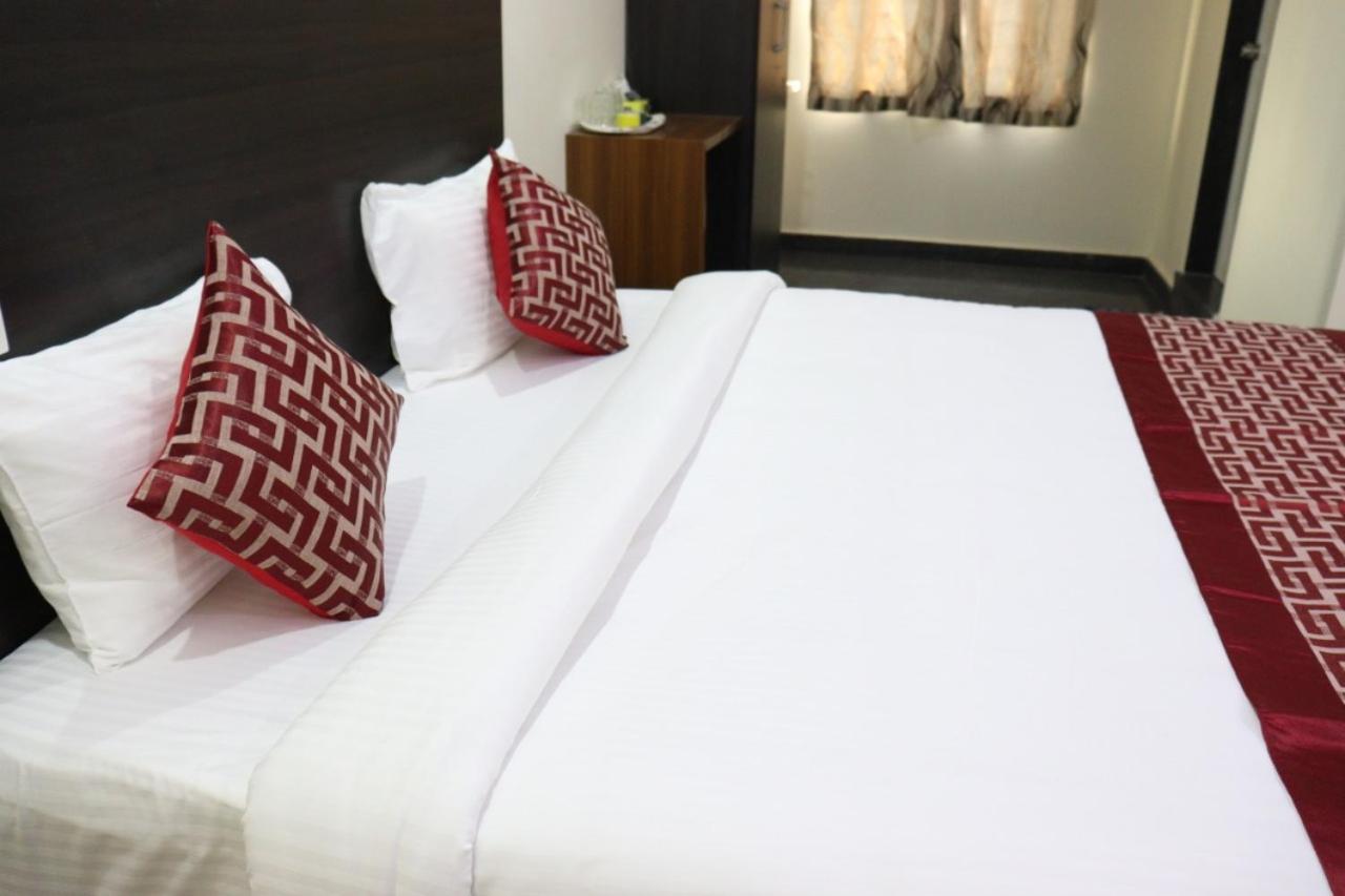 Standard Double Room - Photo 6