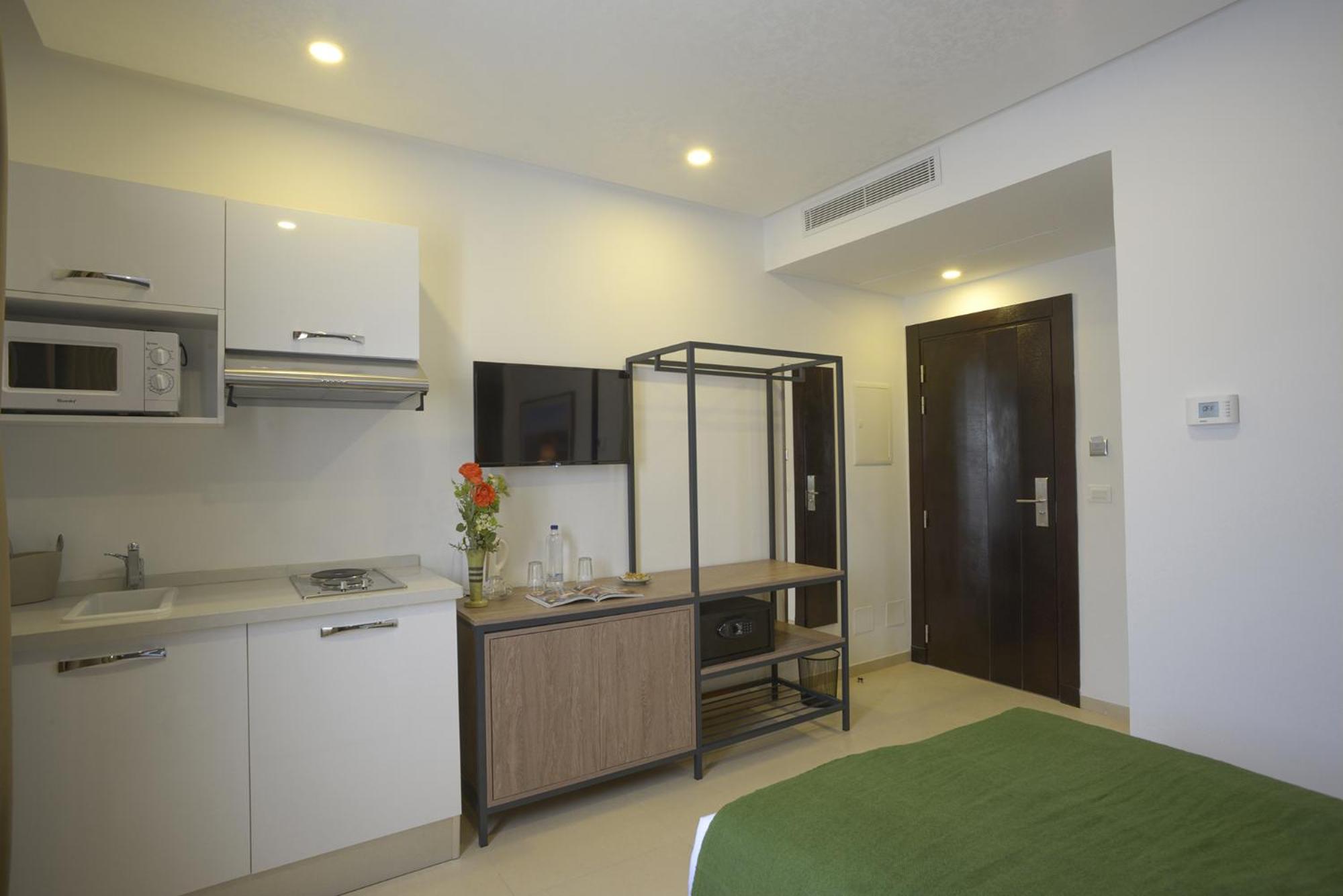 Single Room - Photo 6