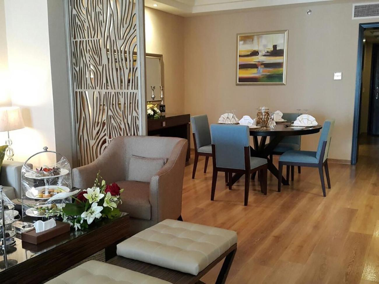 Executive Suite photo 3