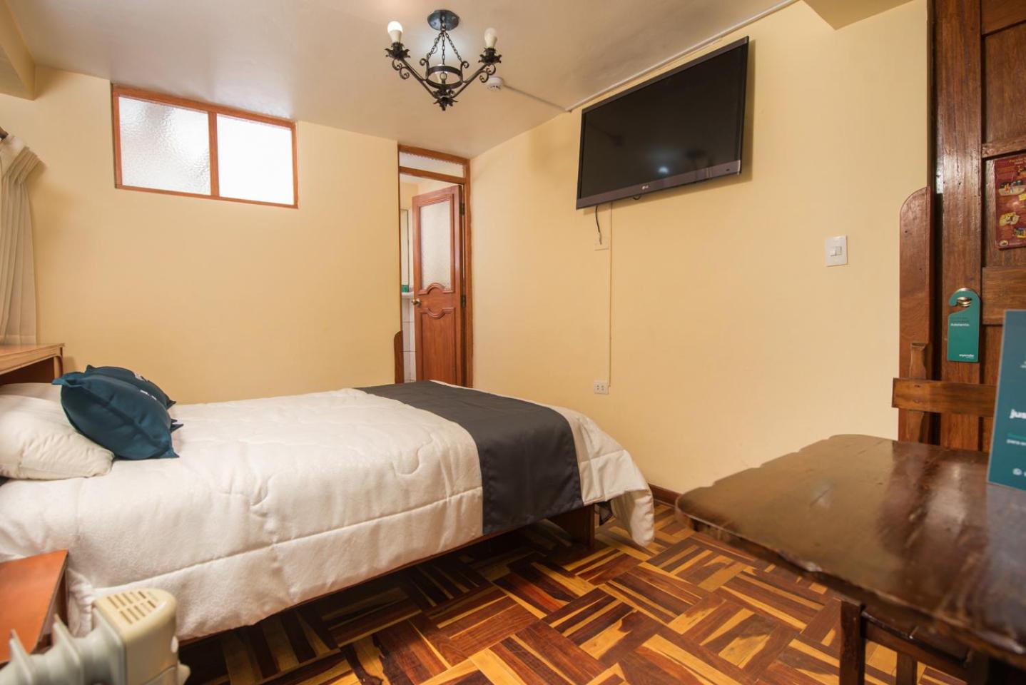 Standard Double Room photo 2