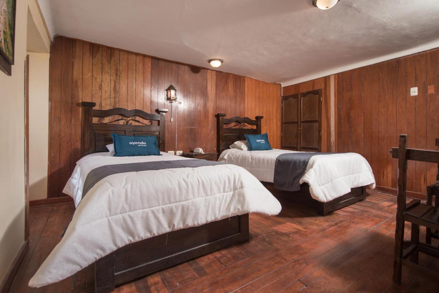 Standard Twin Room photo 2