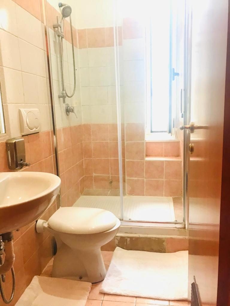 Quadruple Room with Private Bathroom photo 3