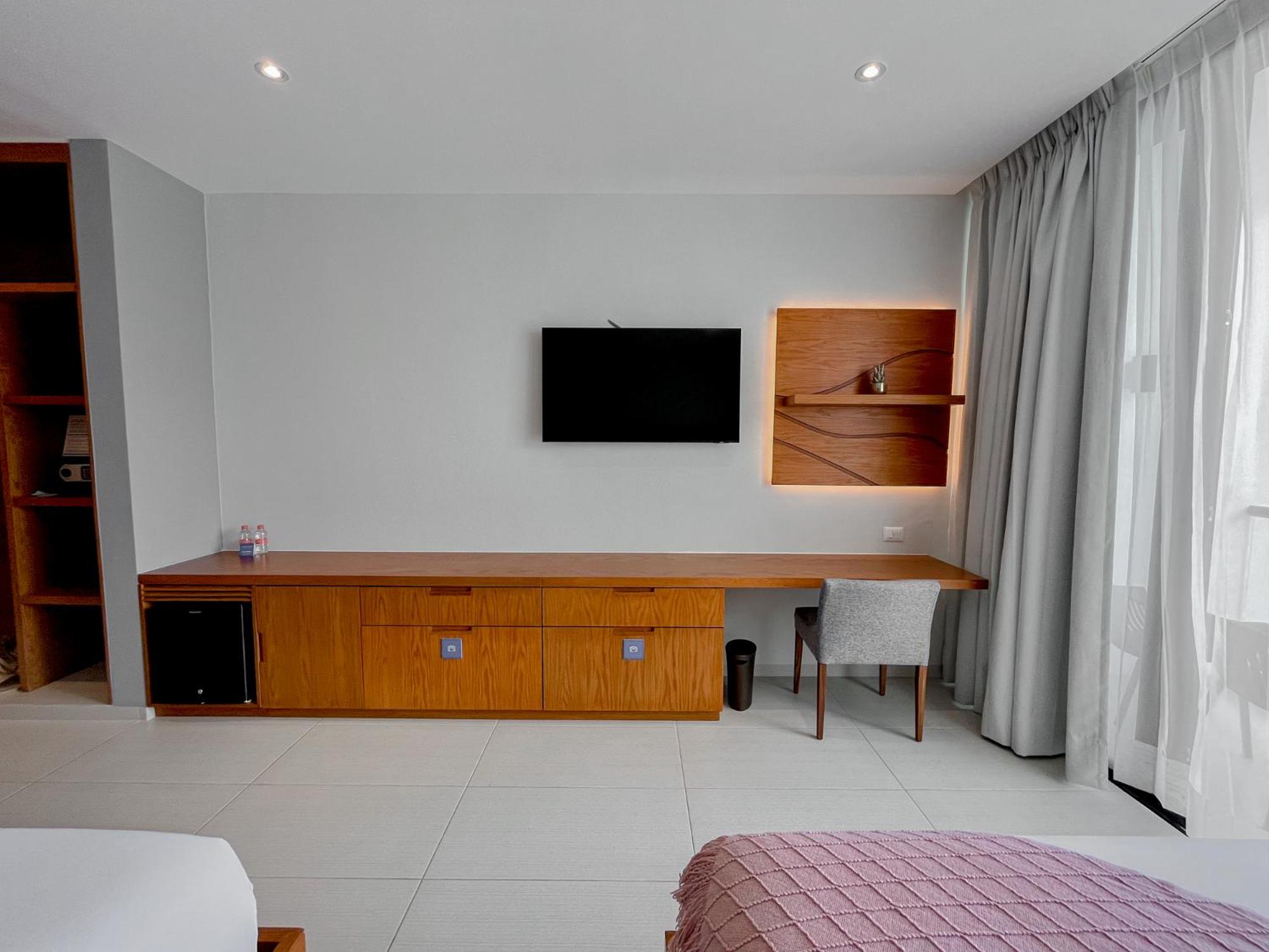 Double Room with Sea View - Photo 5