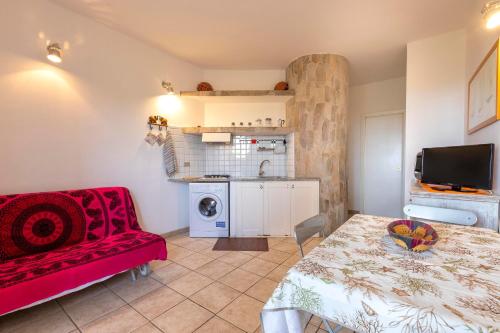 One-Bedroom House photo 2