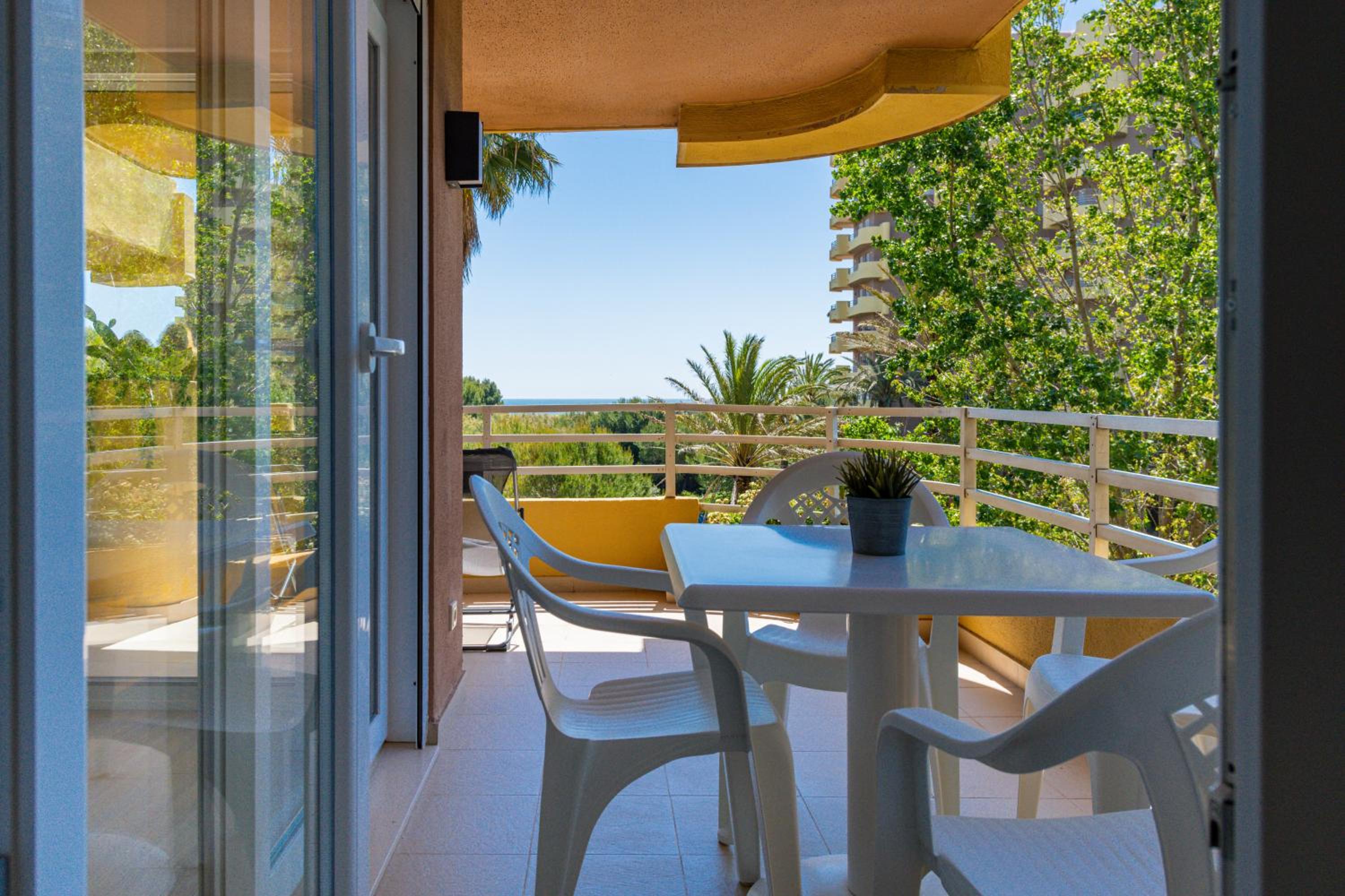 Apartment with Terrace photo 3