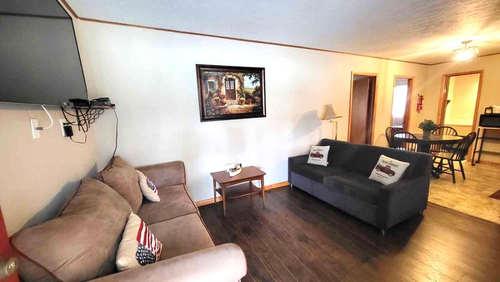 Two-Bedroom Studio Apartment photo 1