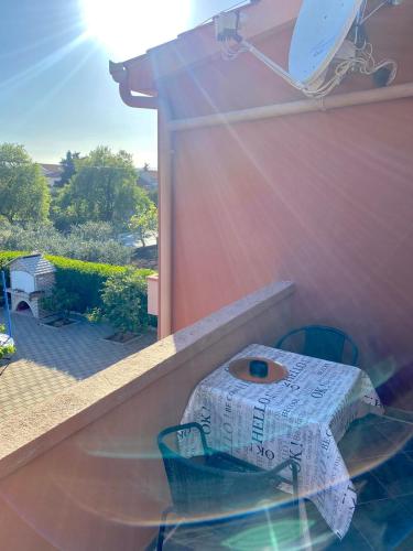 Apartment with Garden View