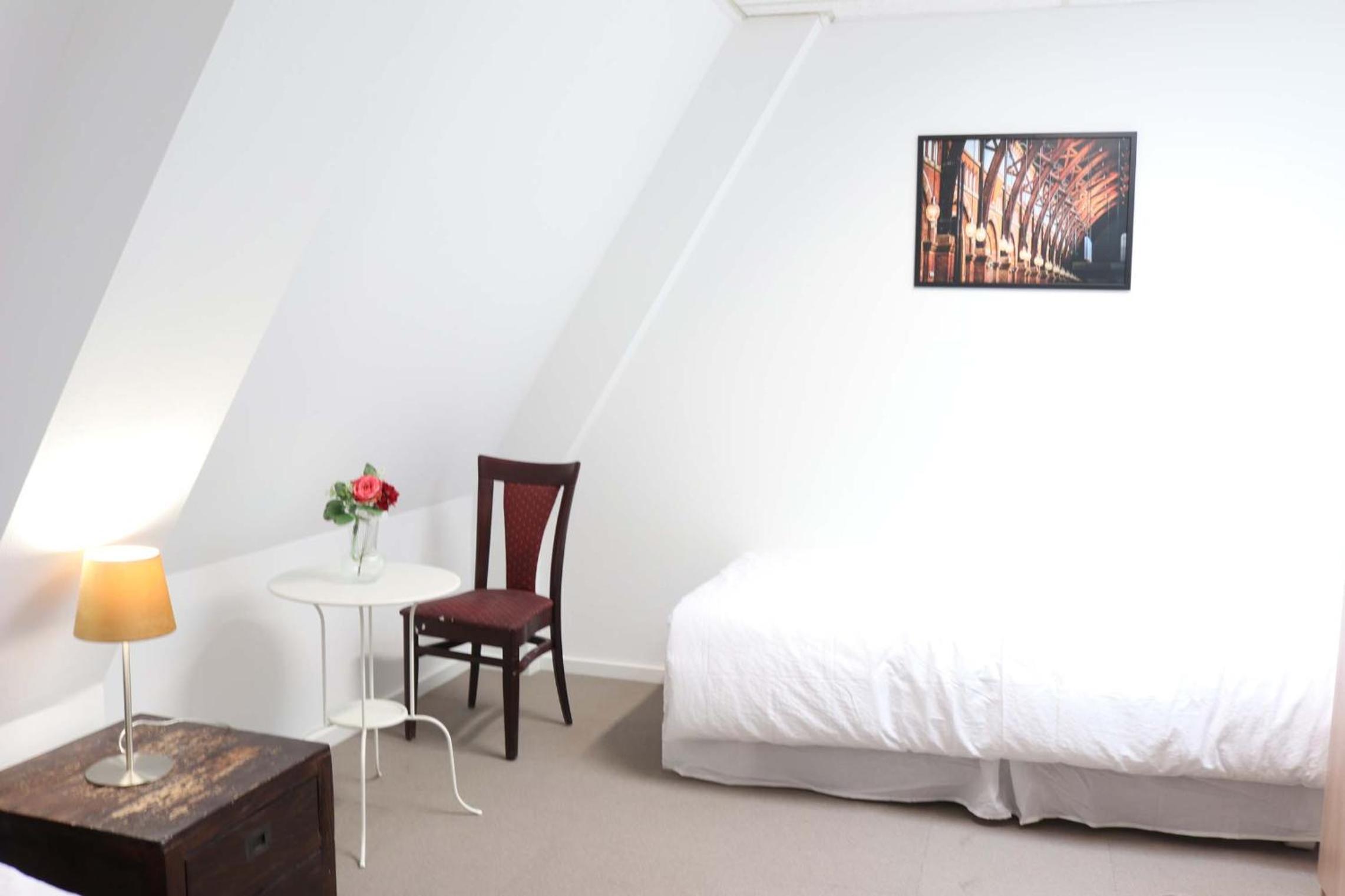 Economy Triple Room - Photo 3