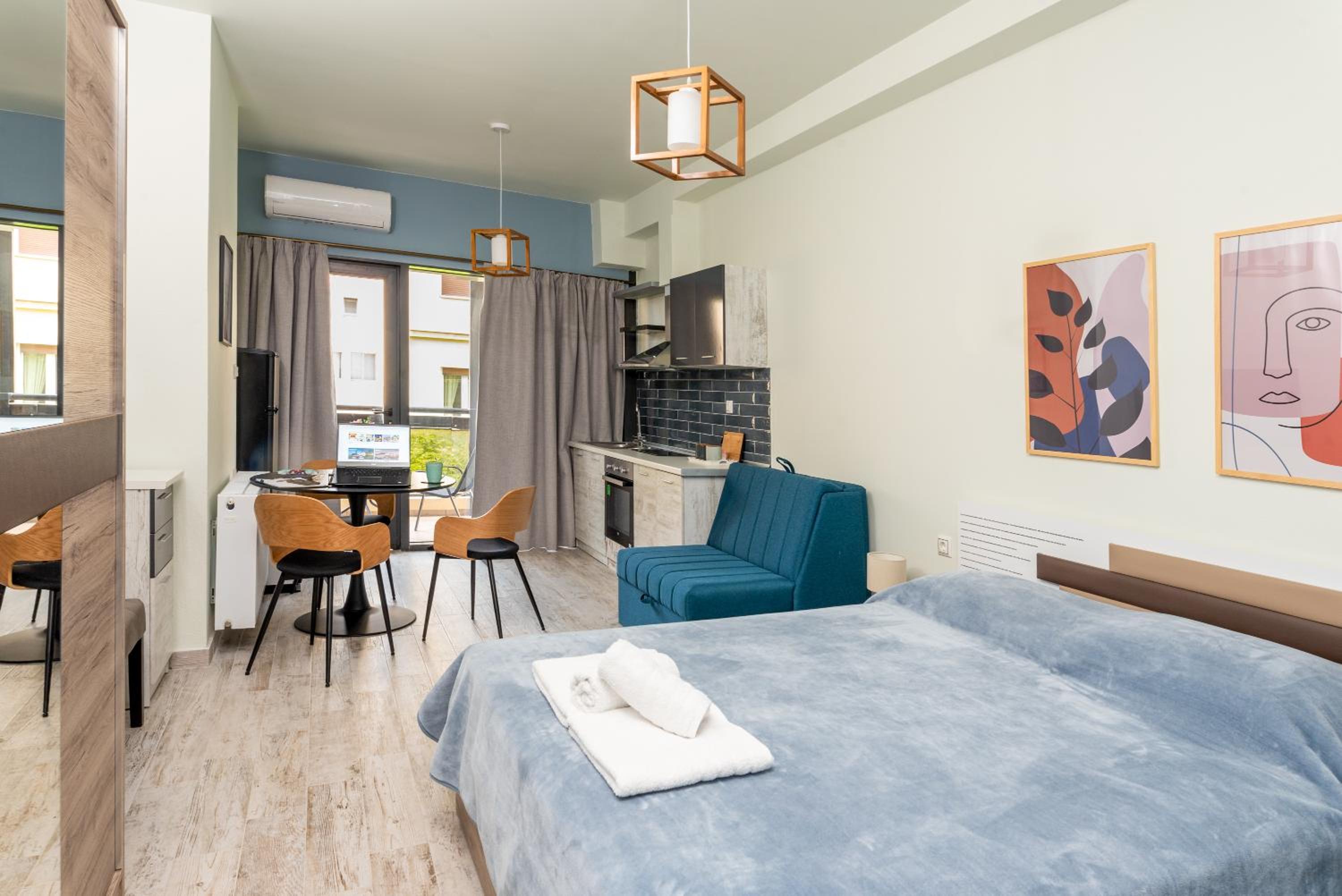 One-Bedroom Apartment