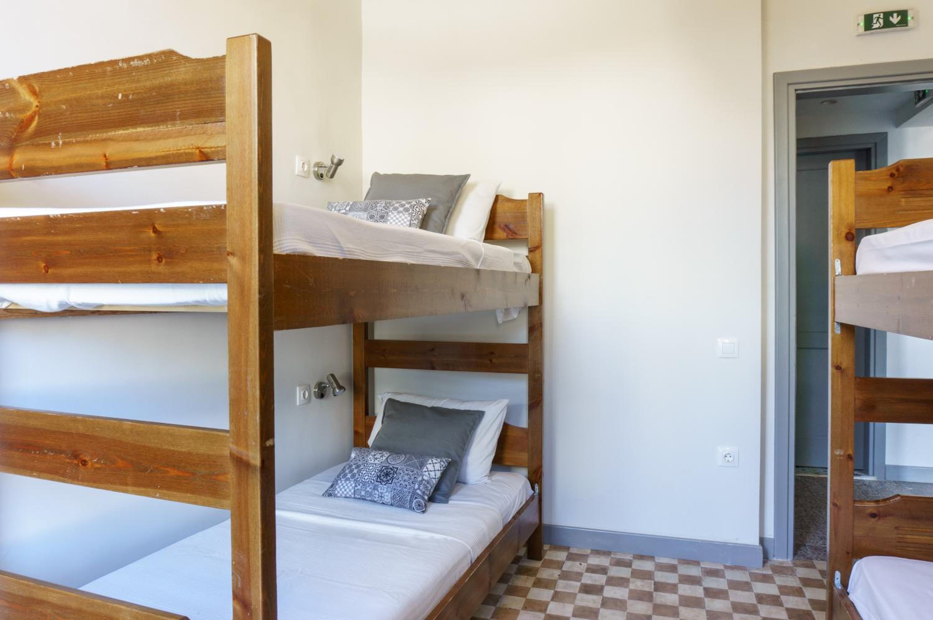 Bed in 4-Bed Female Dormitory Room photo 1