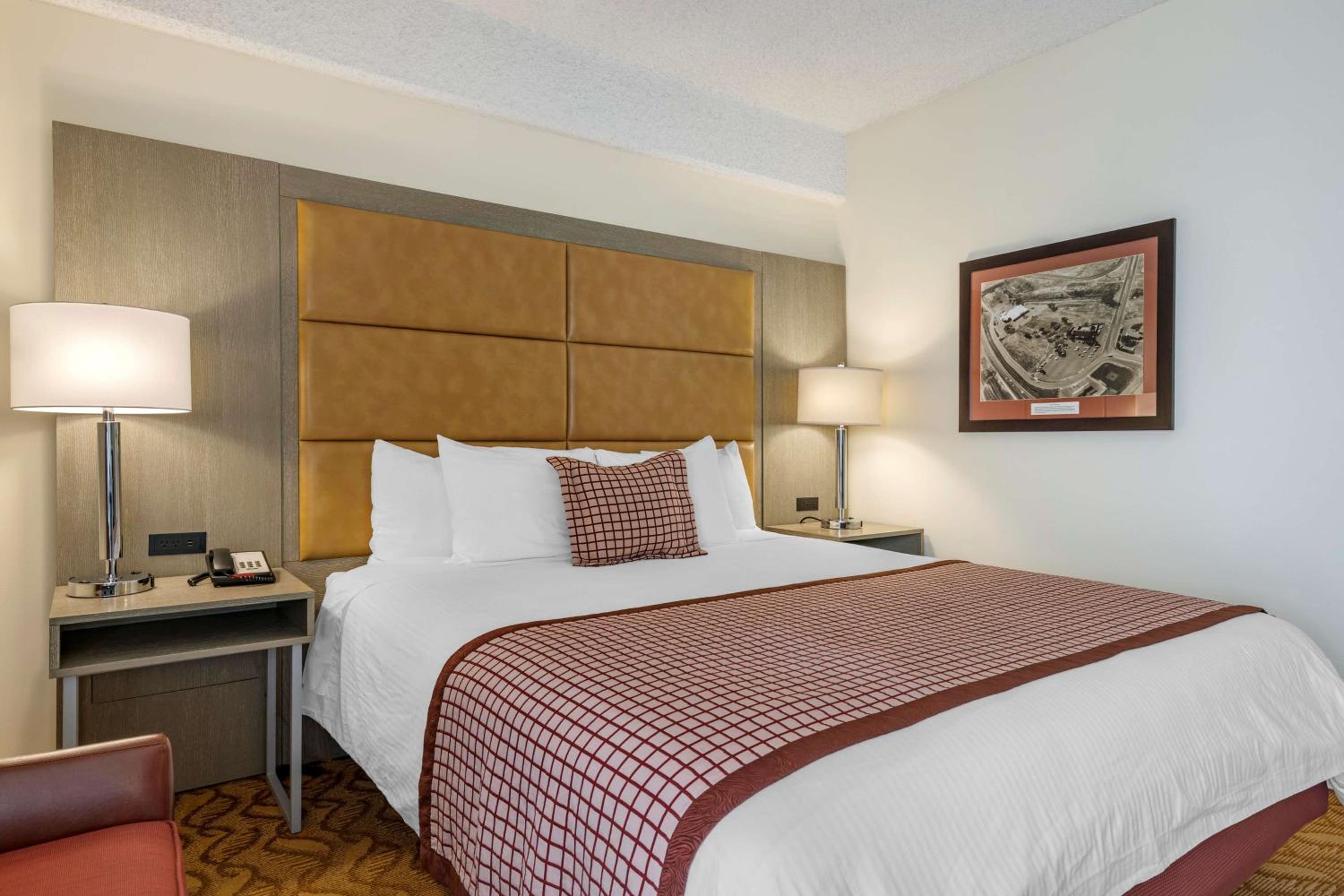 King Room with Sofa Bed - Upper Floor/Non-Smoking - Photo 4
