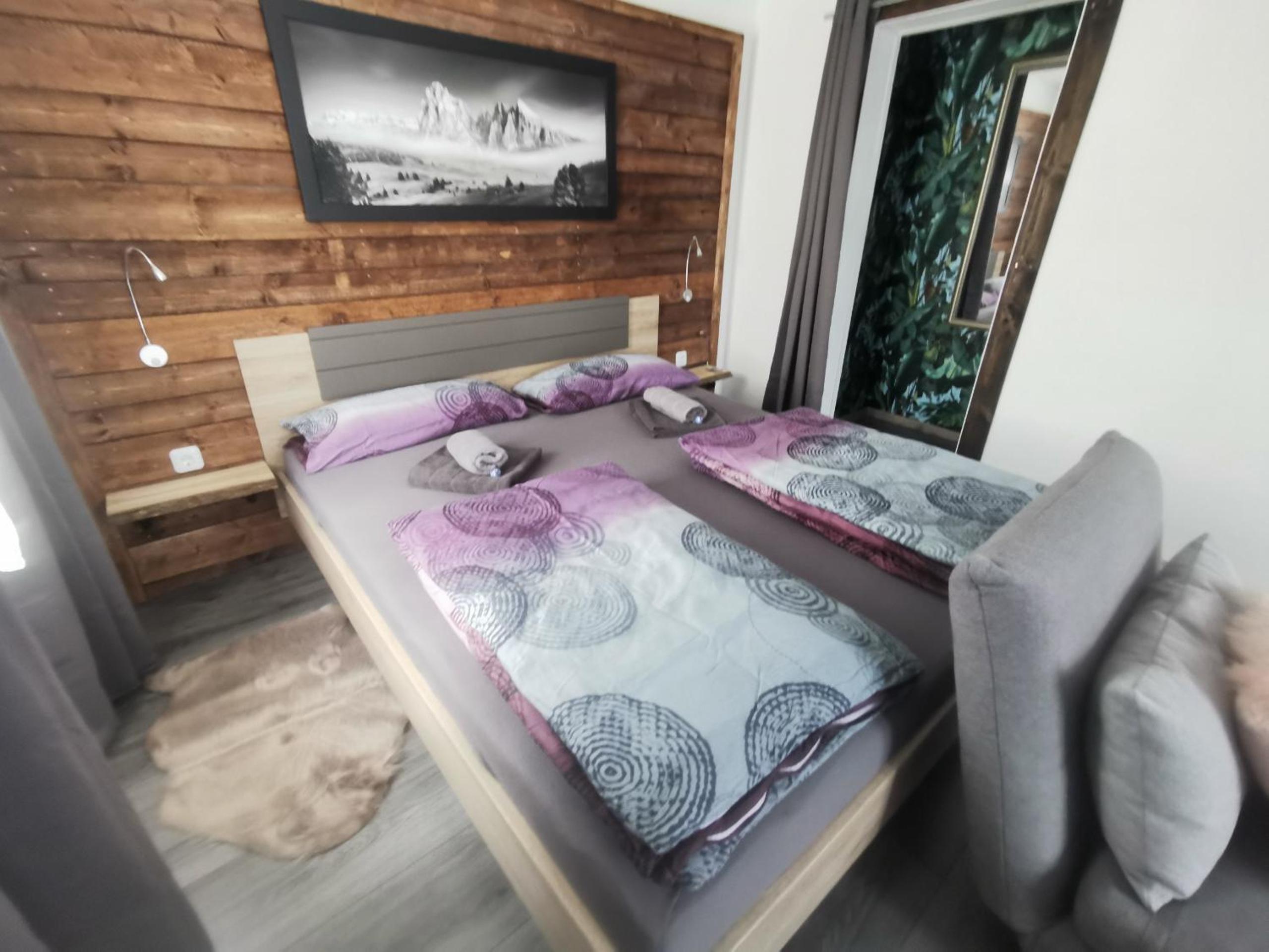 Two-Bedroom Apartment - Photo 3