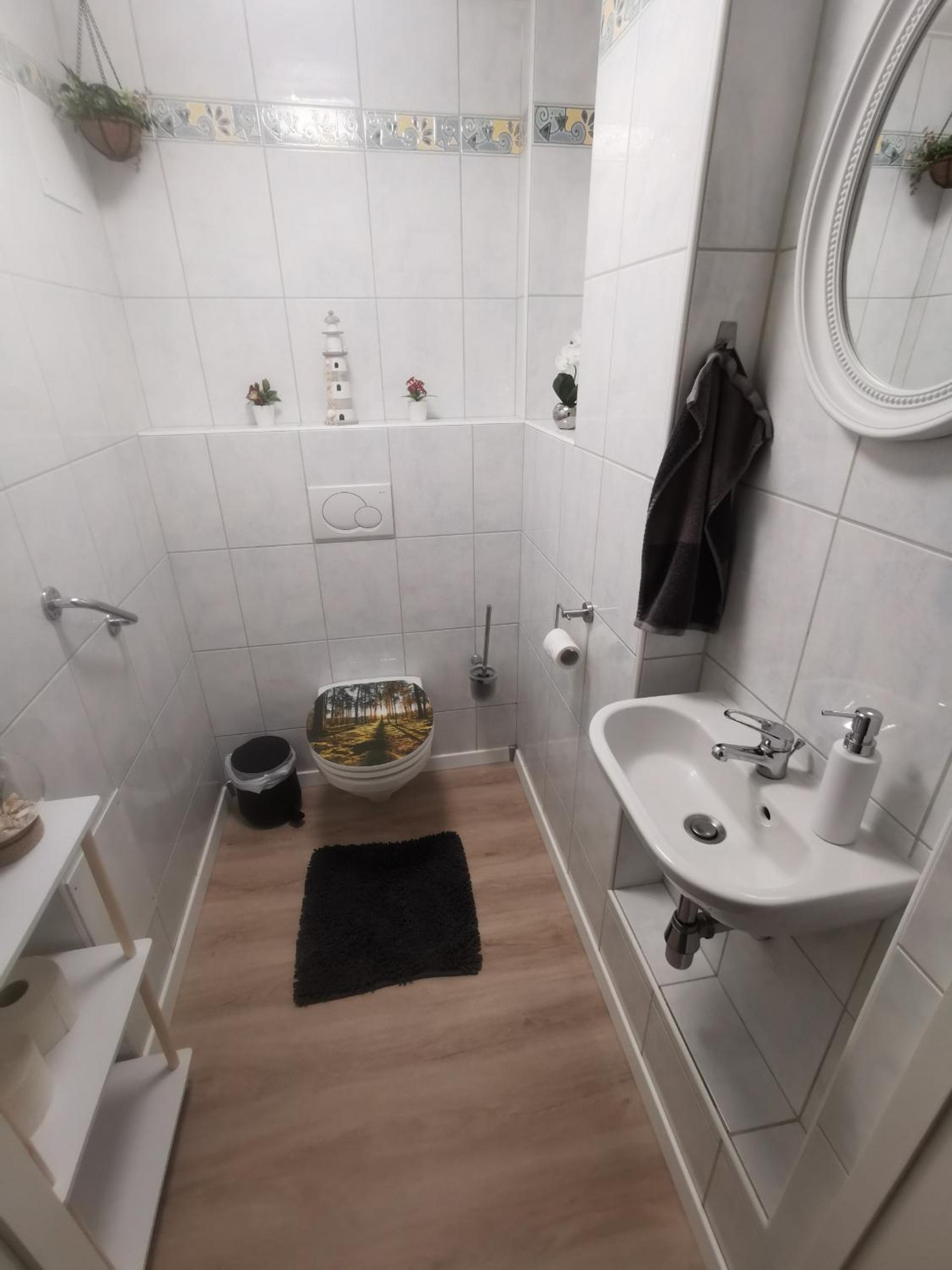 Two-Bedroom Apartment - Photo 13