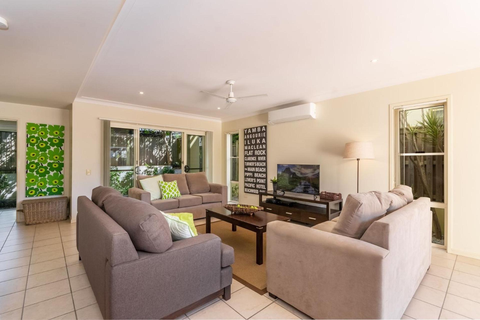 Three-Bedroom Villa photo 1