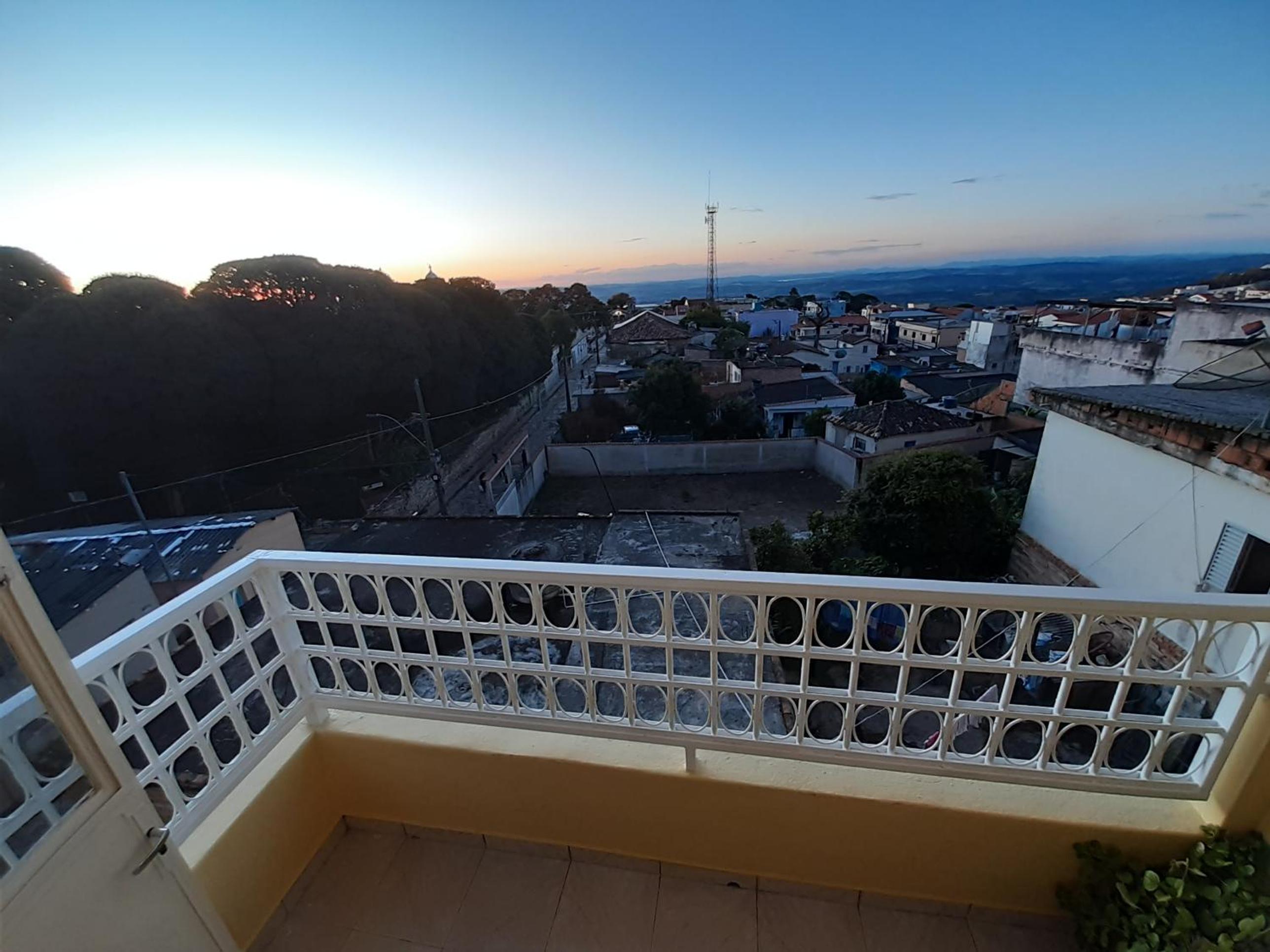 Classic Double Room with Balcony - Photo 2