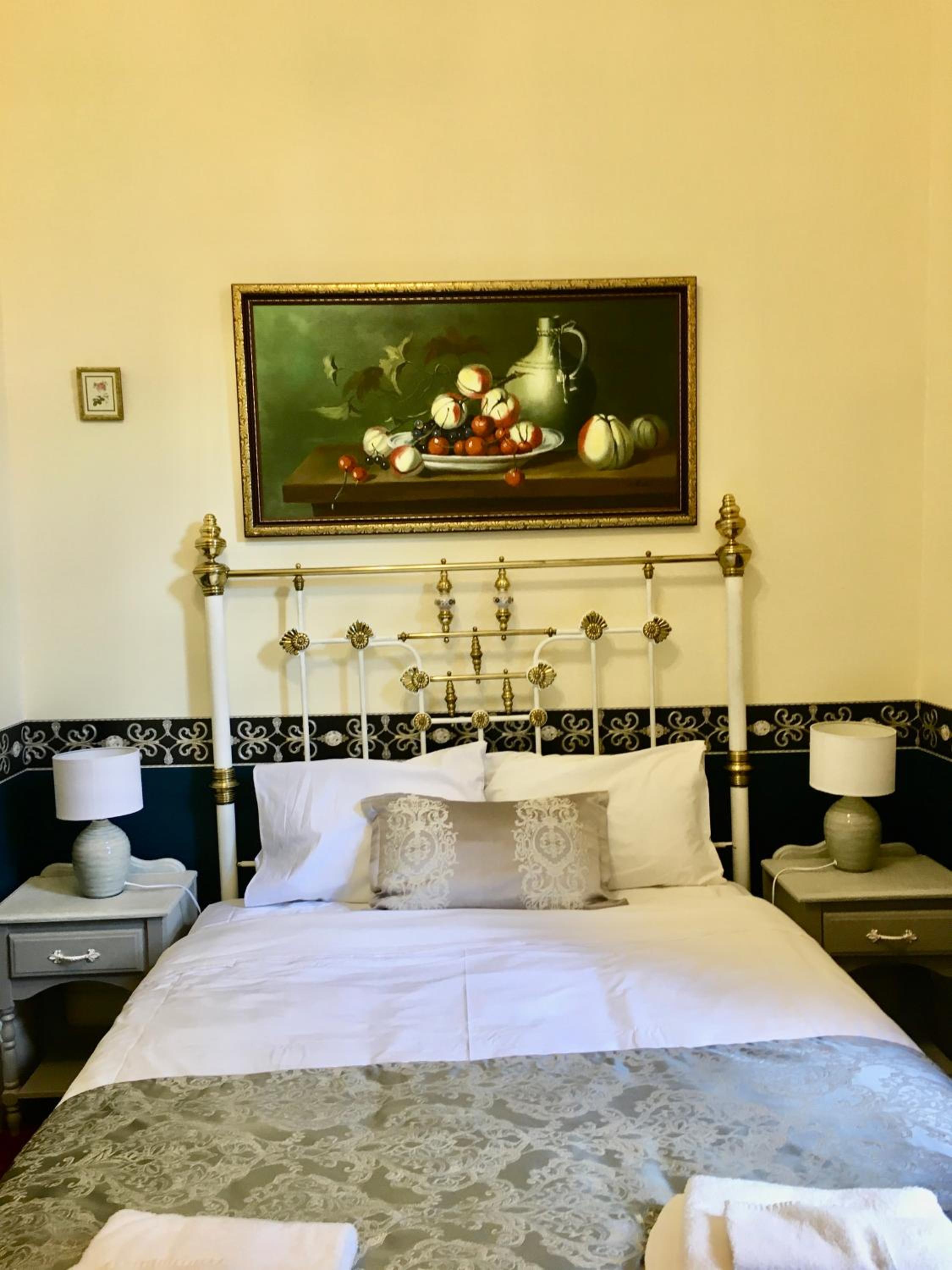 Standard Queen Room - Photo 2