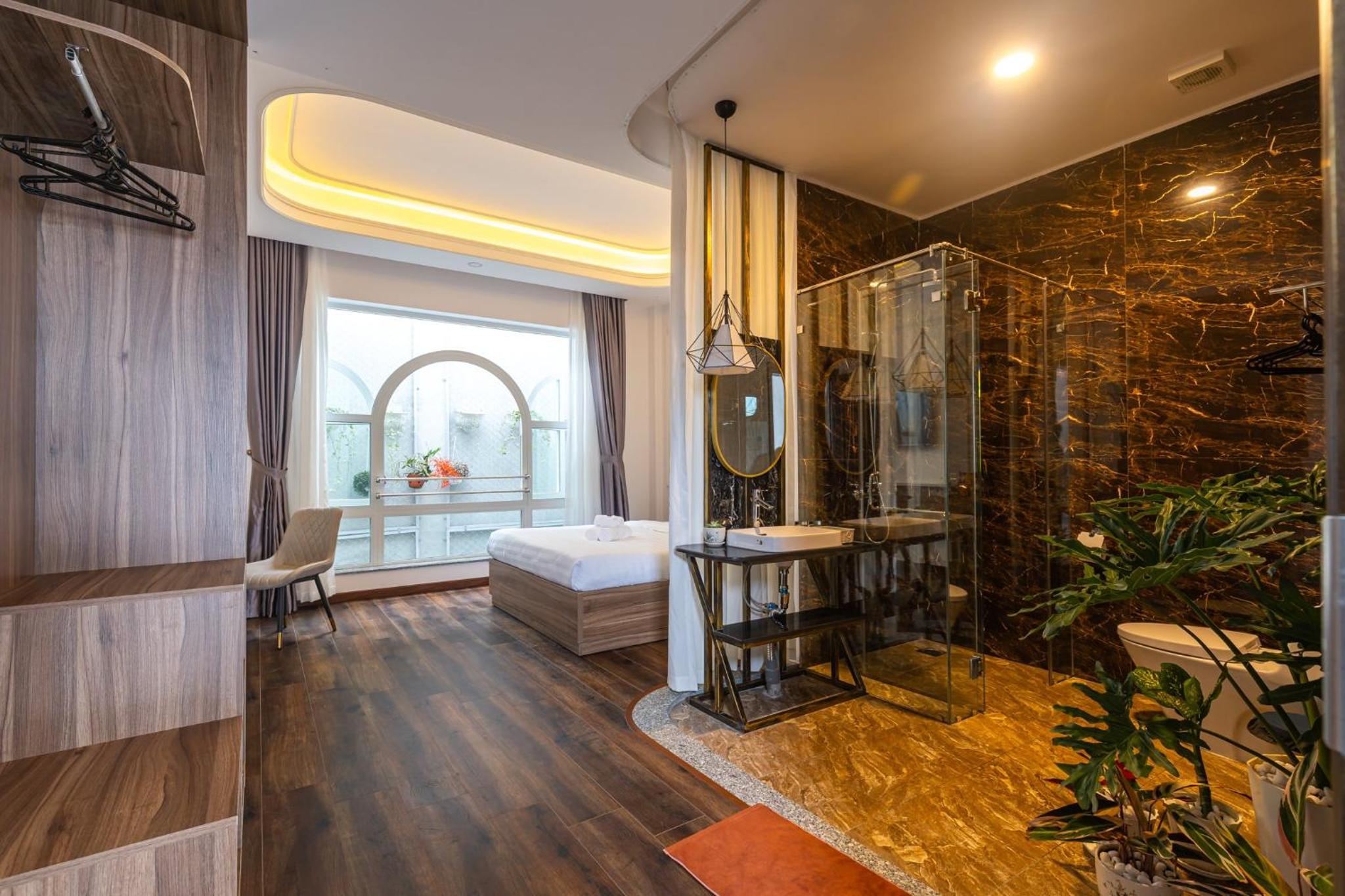 King Room