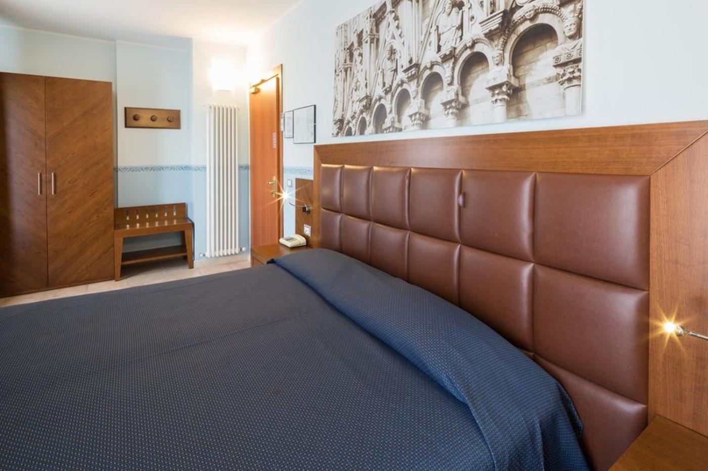 Classic Double Room - Photo 1