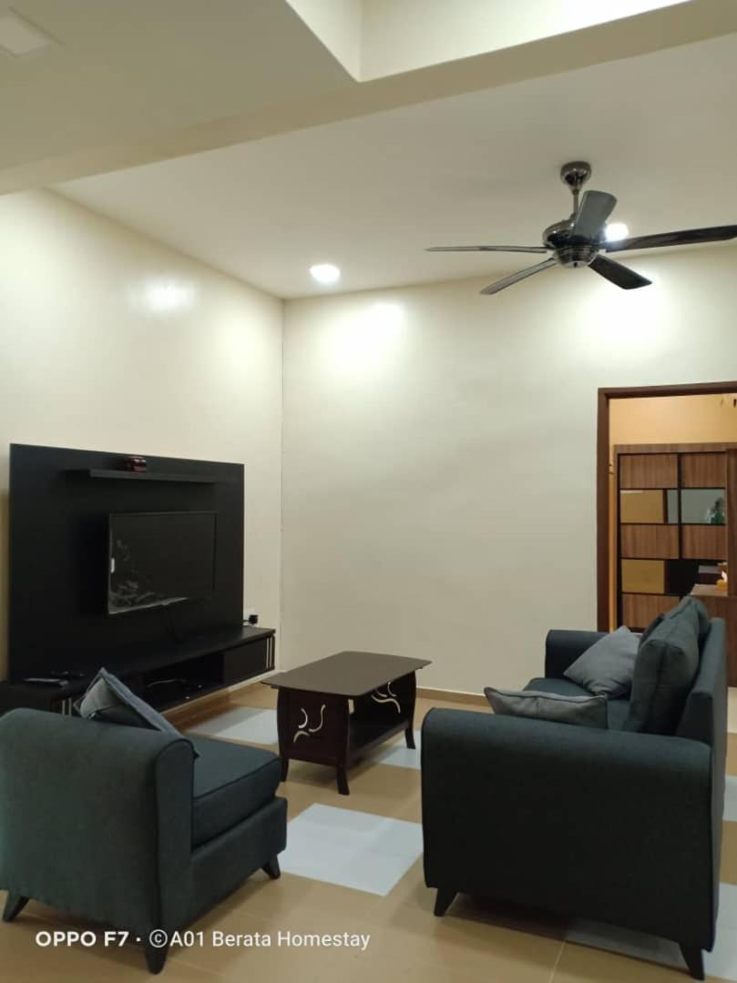 Three-Bedroom Apartment - Photo 12