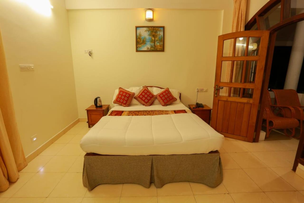 Suite - Photo 3