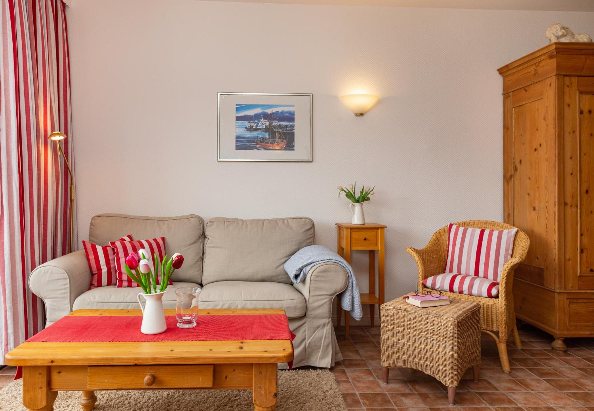 Apartment with Sea View photo 2