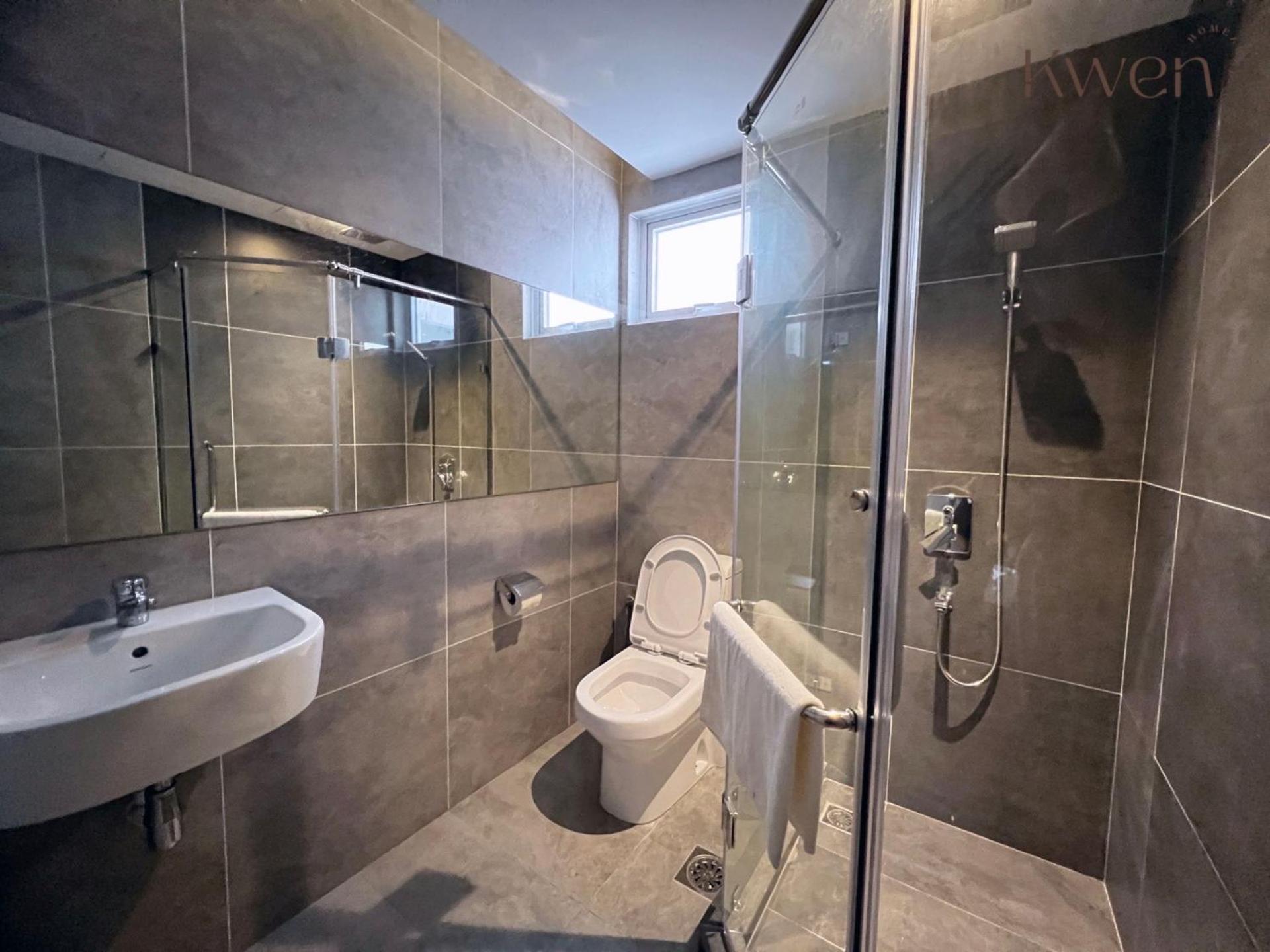 Two-Bedroom Suite - Photo 24