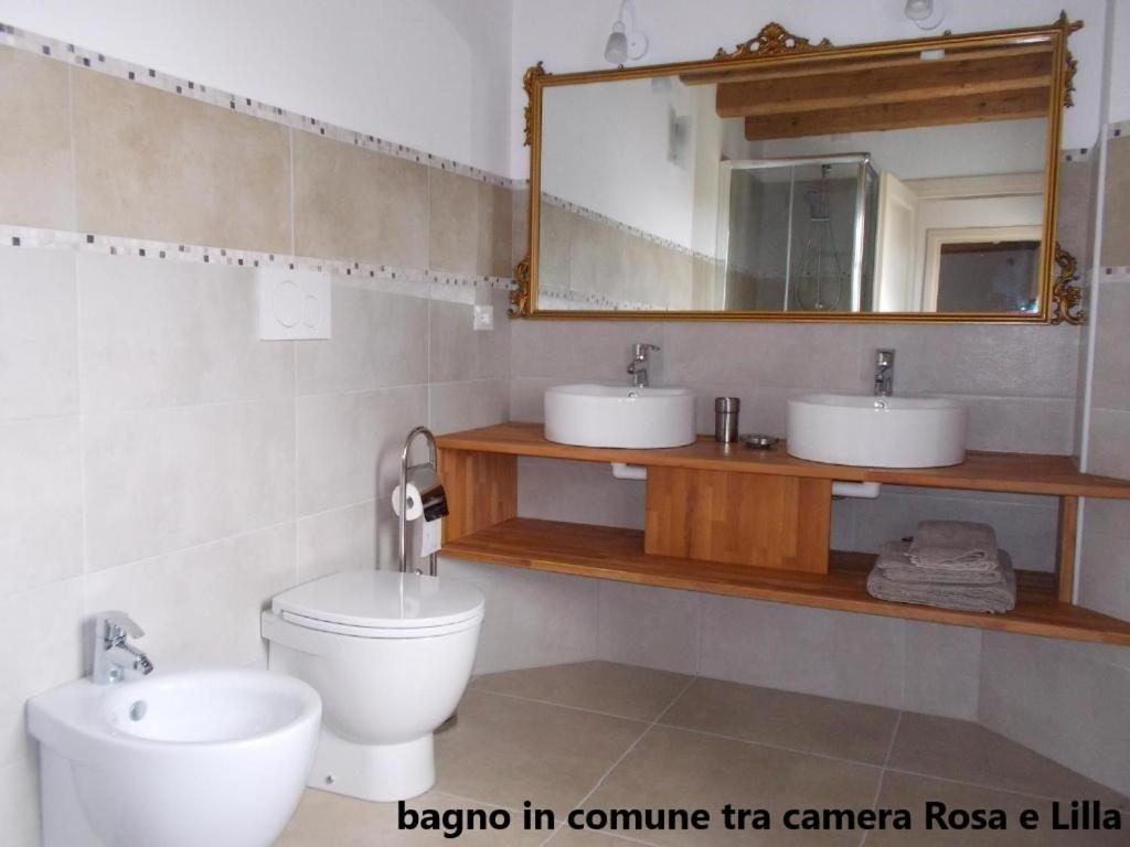 Standard Double Room with Shared Bathroom photo 2