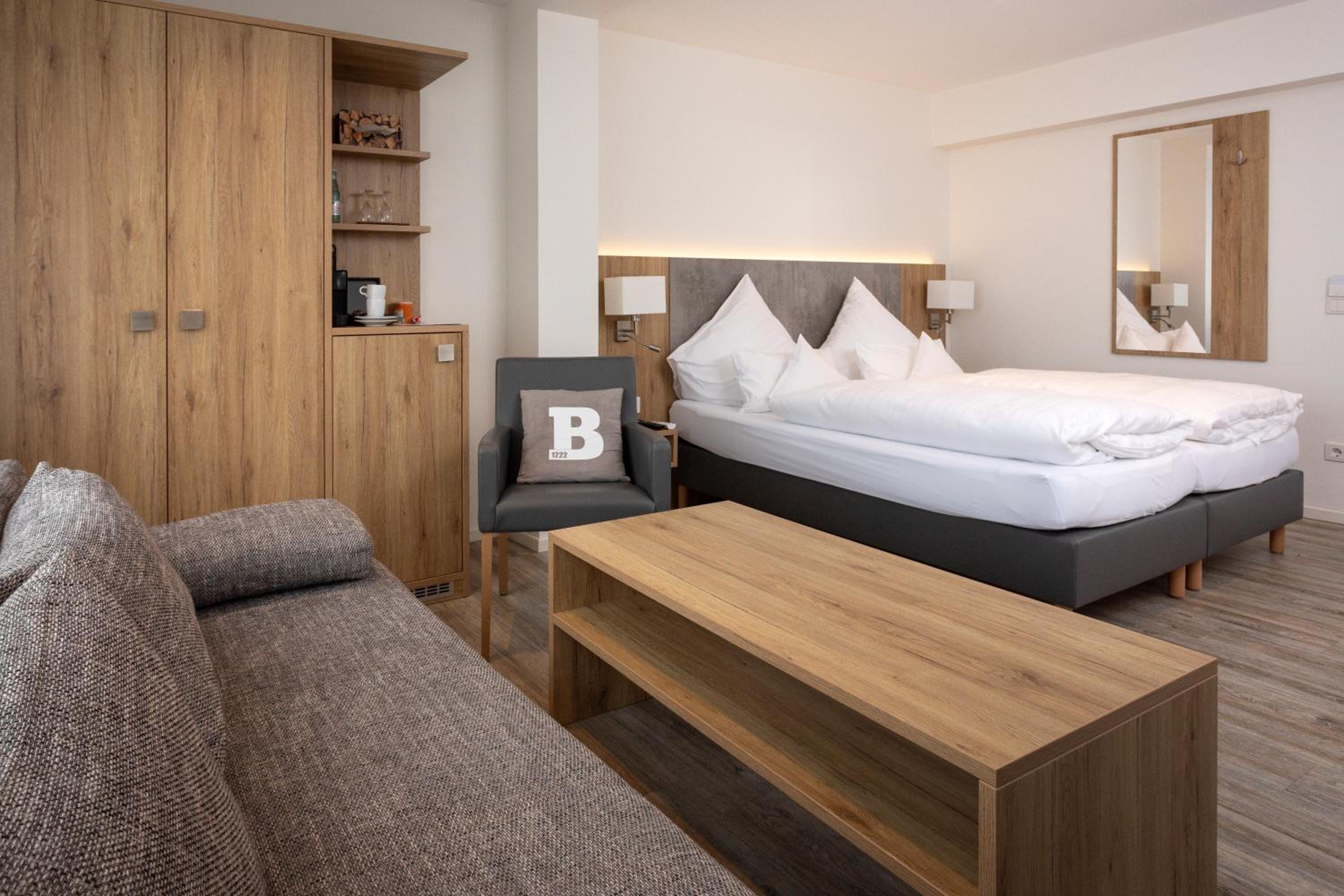 Standard Double Room - Photo 4