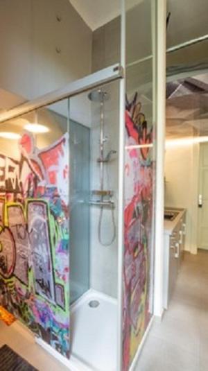 One-Bedroom Apartment - Photo 3