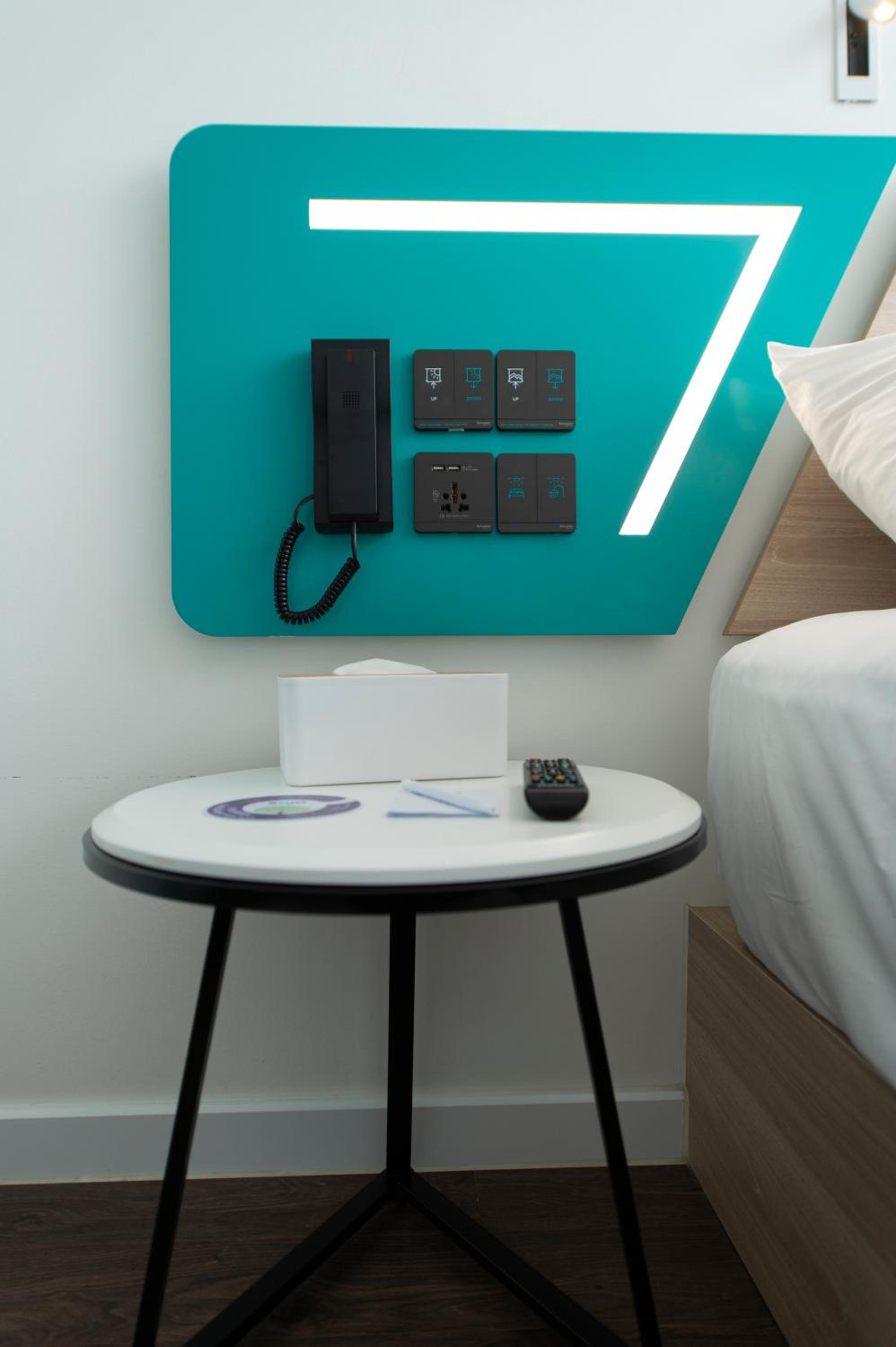 Deluxe Twin Room photo 2