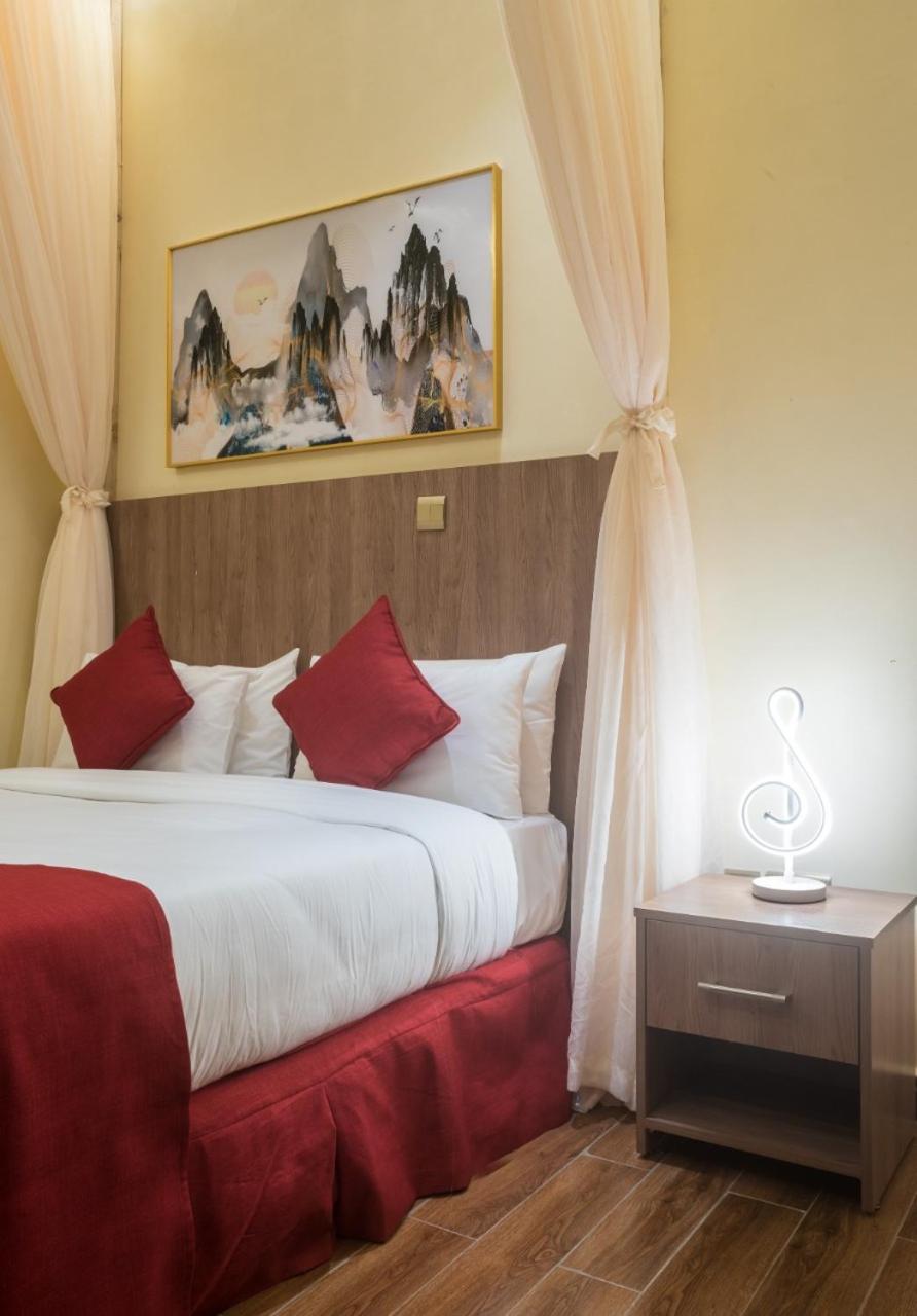Standard Double Room photo 3