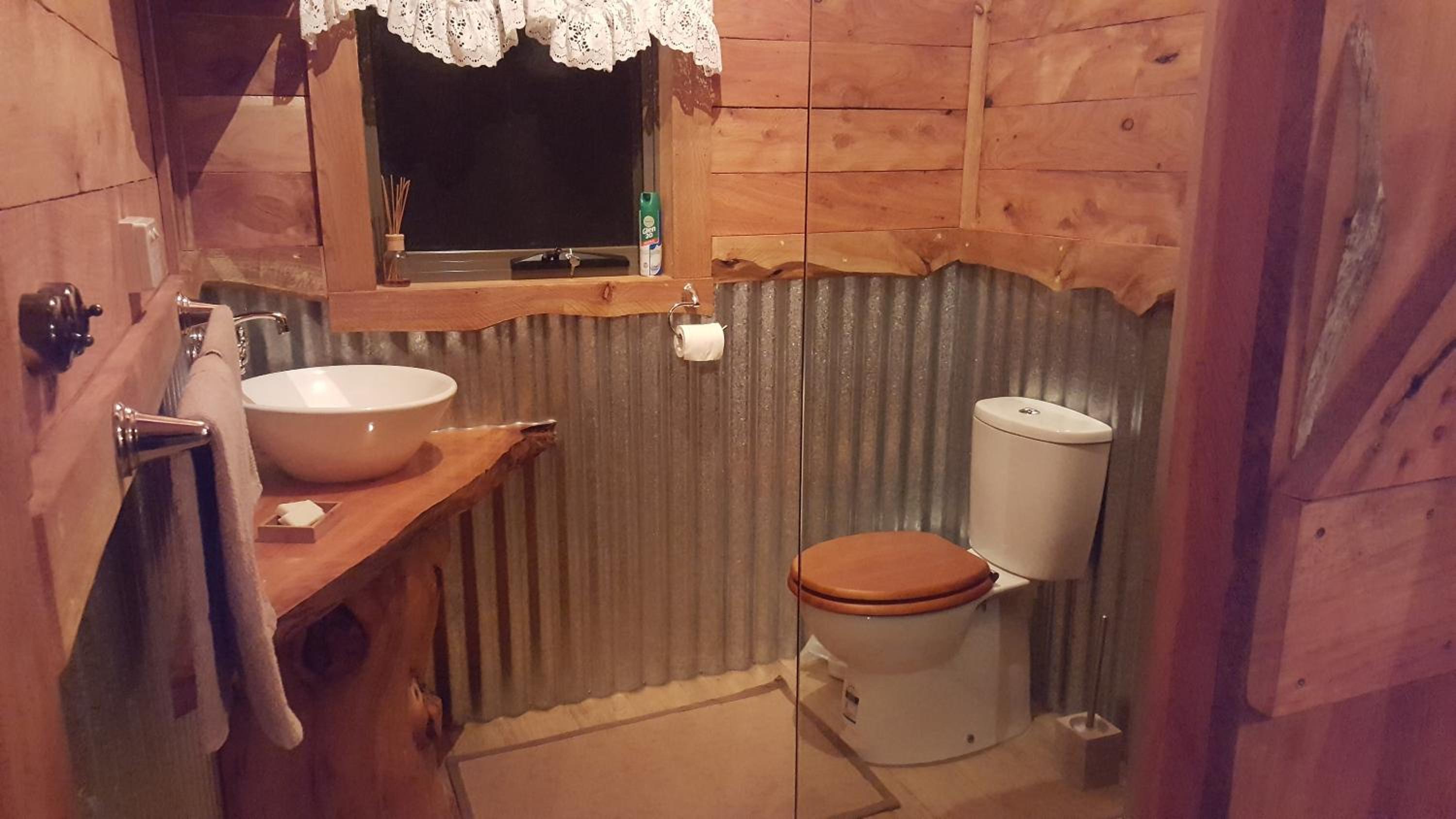 Family Room with Bathroom photo 3