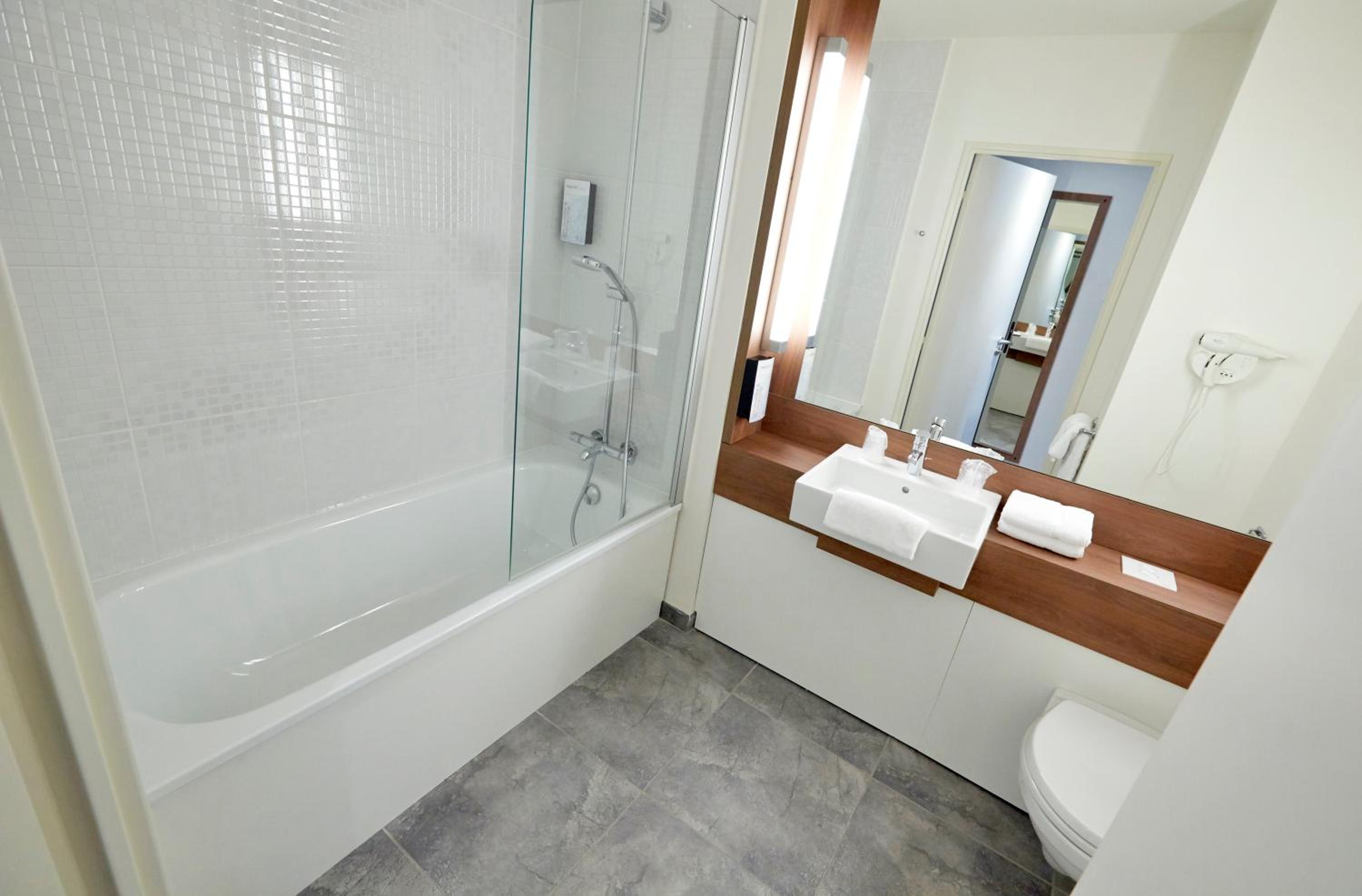 Double Room - Photo 9