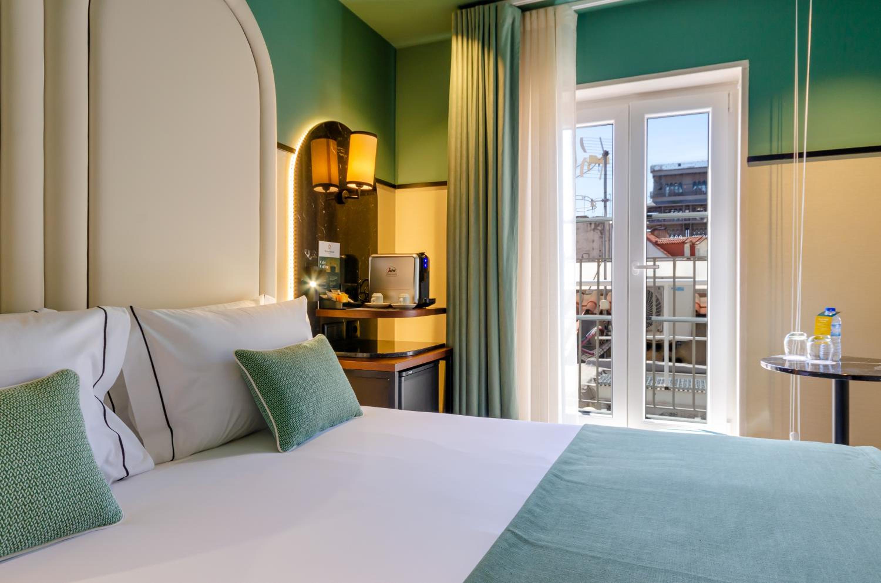 Standard Double or Twin Room - Photo 21