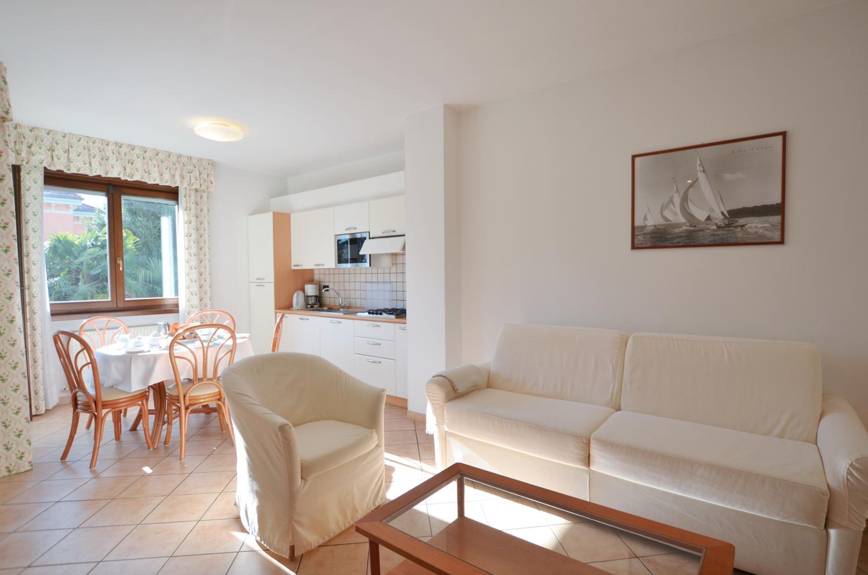 Two-Bedroom Apartment with Balcony photo 1