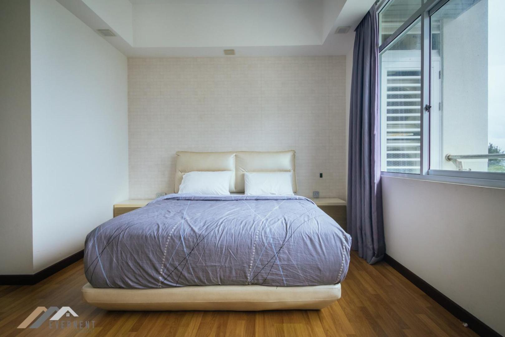 Three-Bedroom Apartment - Photo 2
