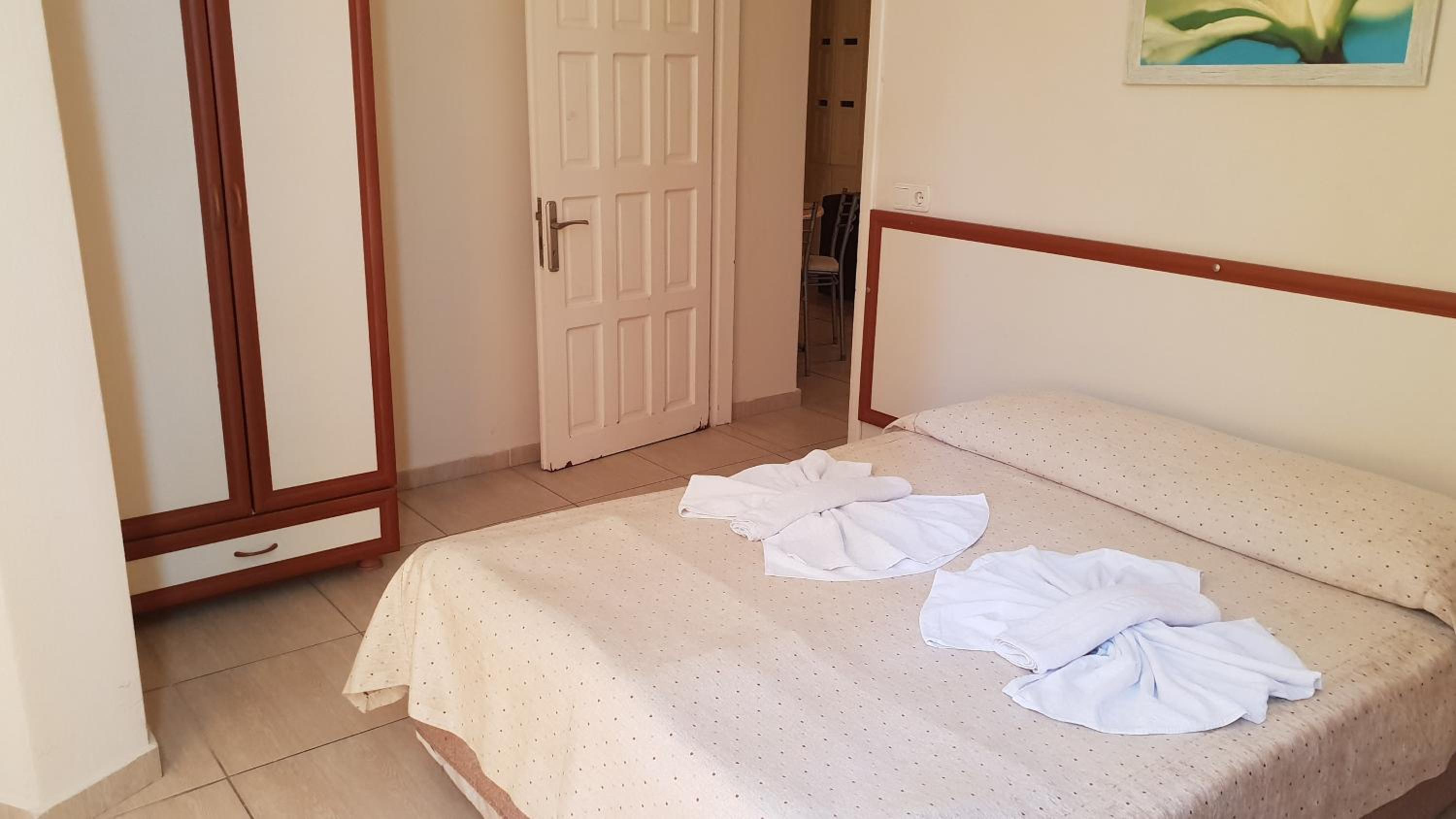 Triple Room with Balcony - Photo 1
