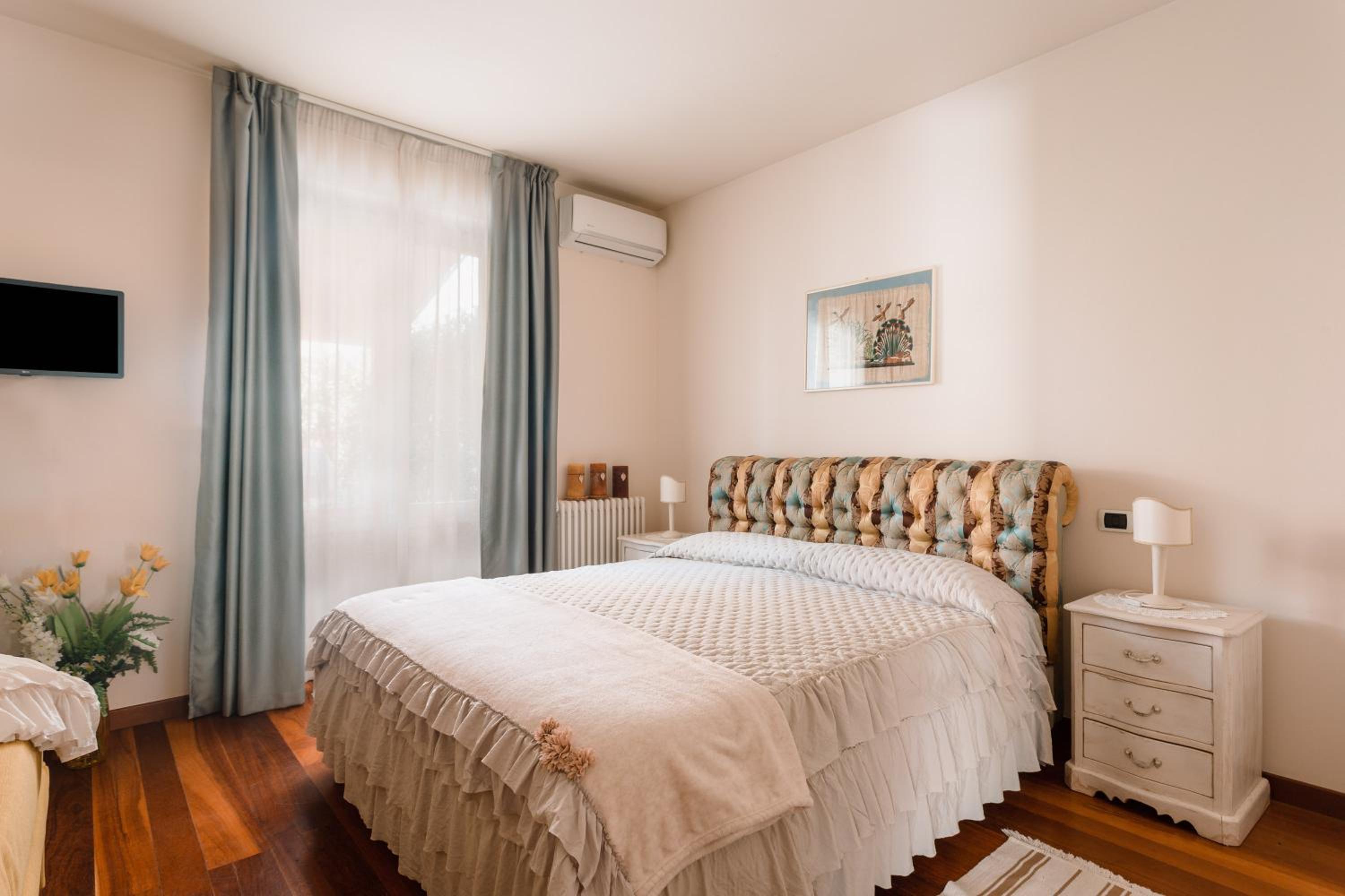Double Room with Terrace - Photo 3