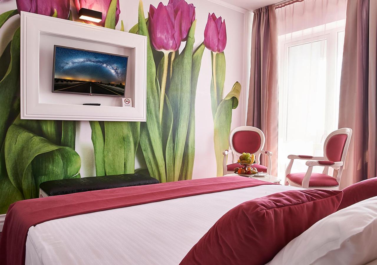 Deluxe Double Room River View - Photo 4