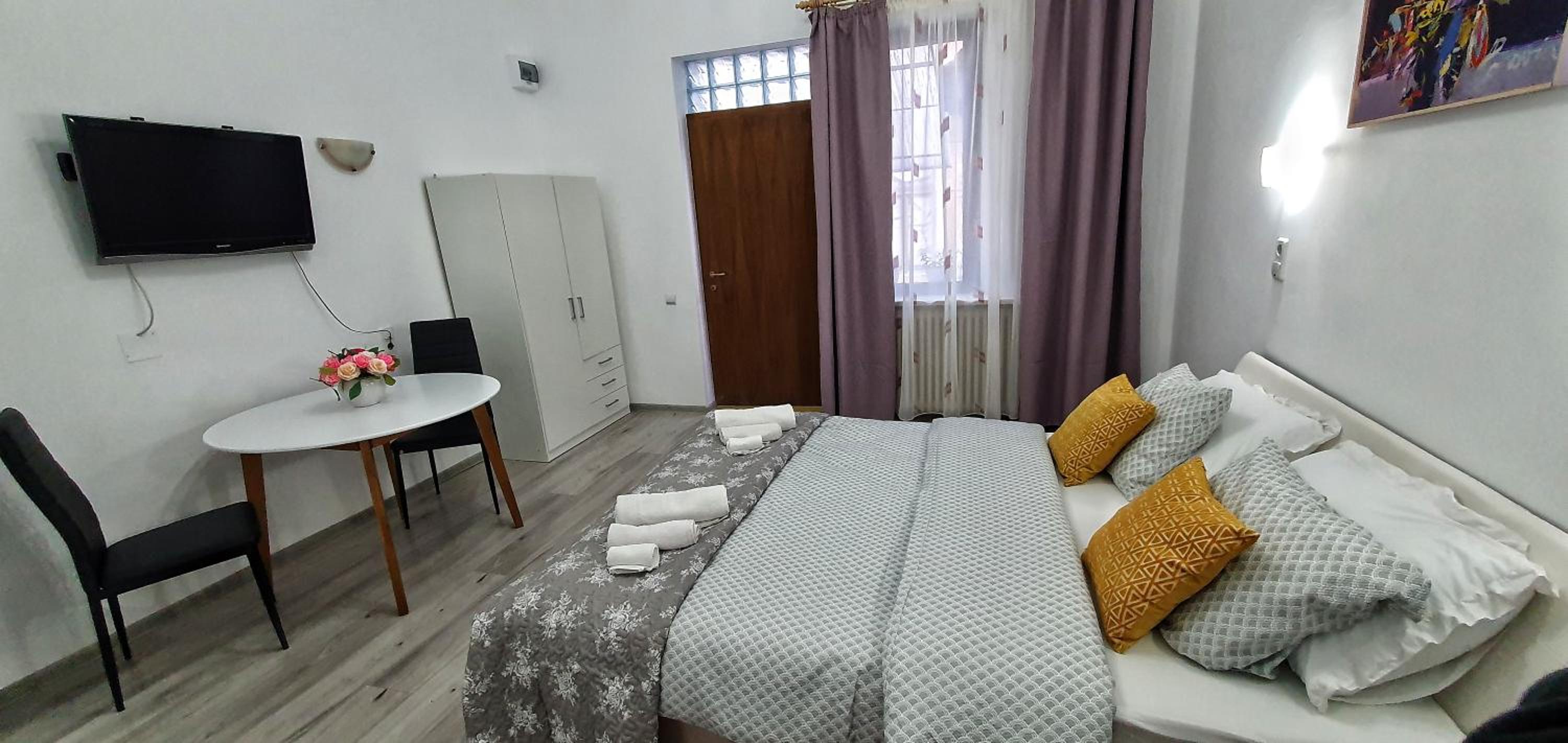 Deluxe Double Room - Photo 4