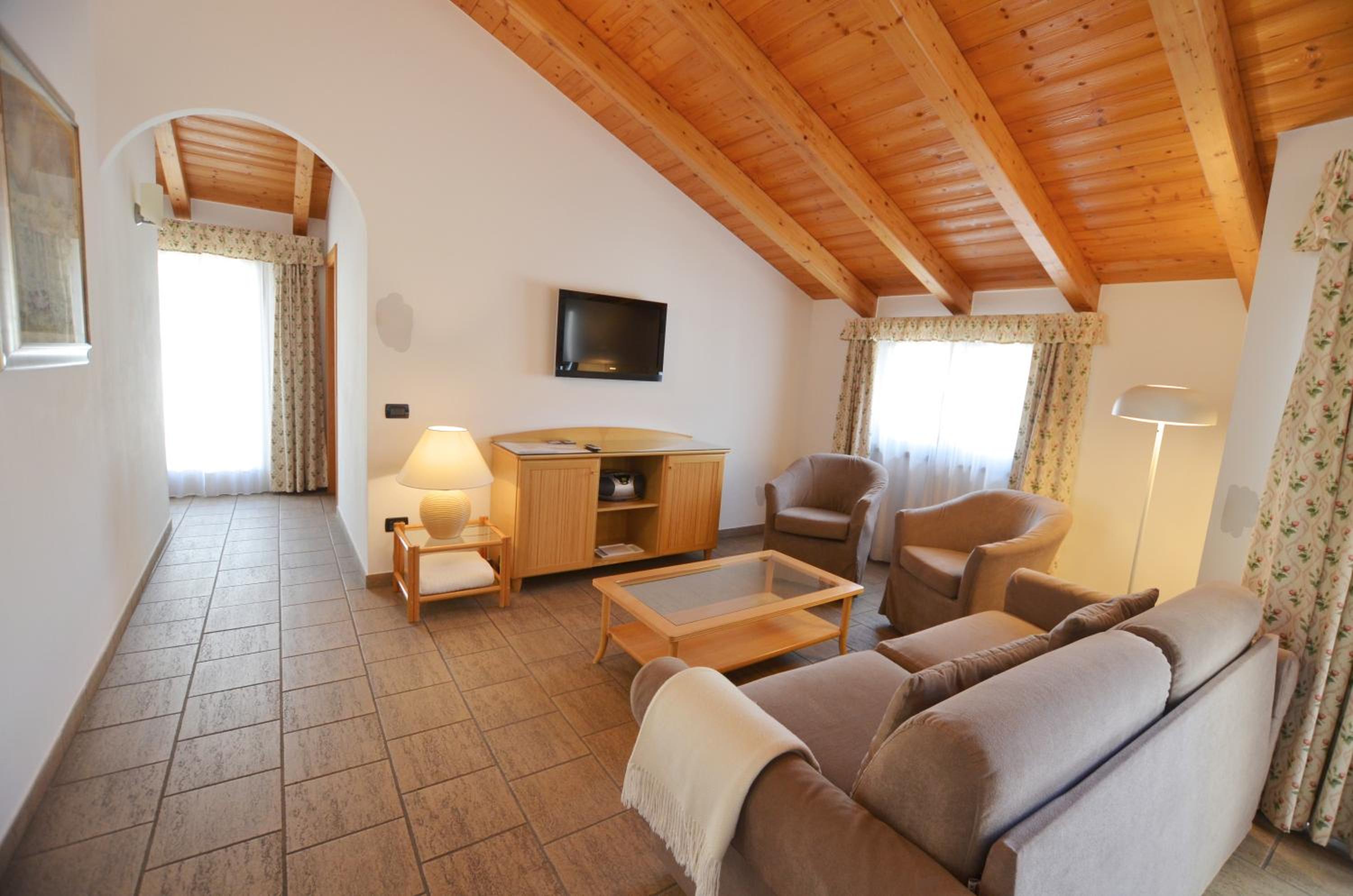 Two-Bedroom Apartment with 2 bathrooms - Attic photo 1