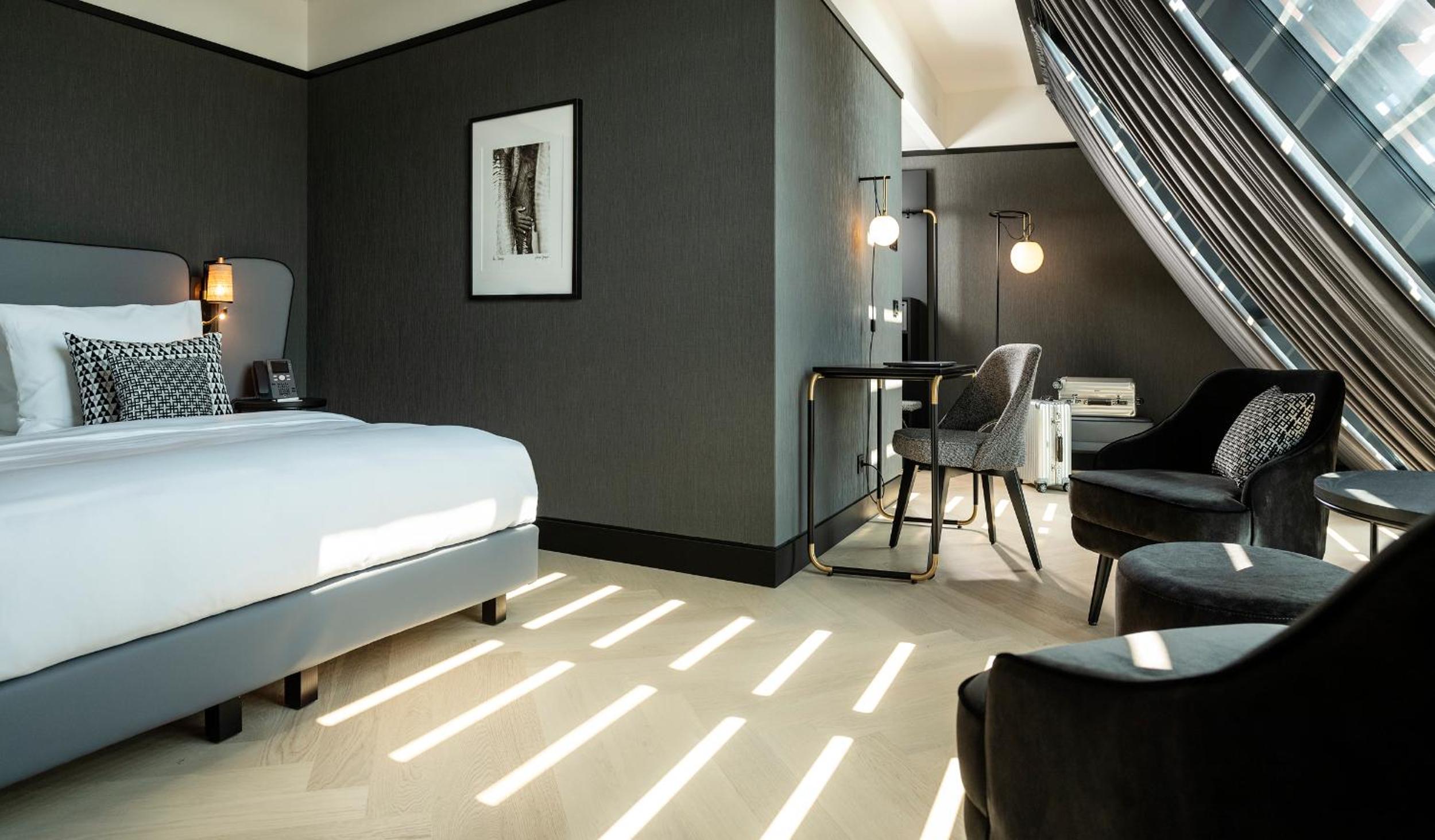 Junior Suite - Photo 1