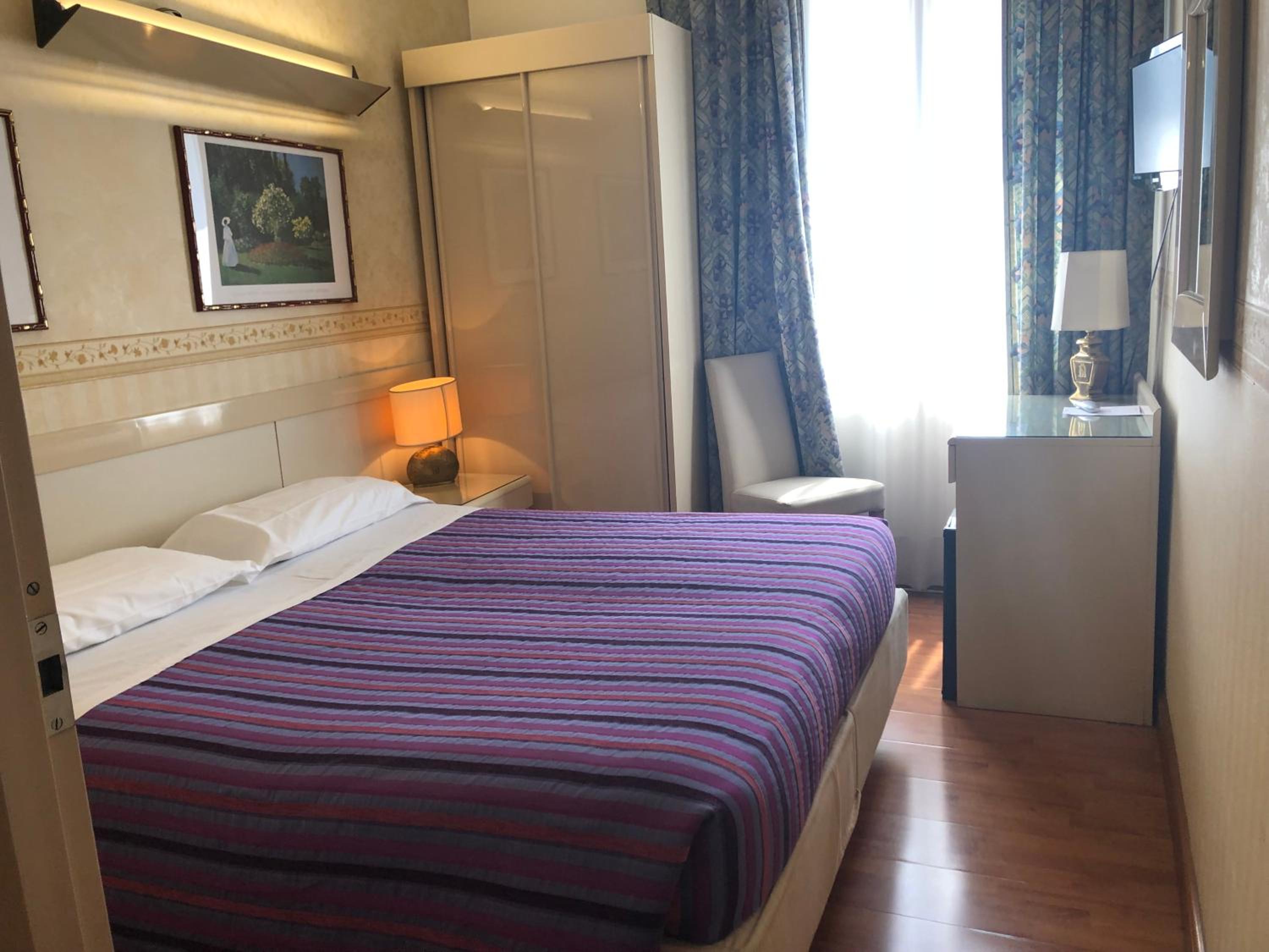 Budget Double or Twin Room - Photo 1