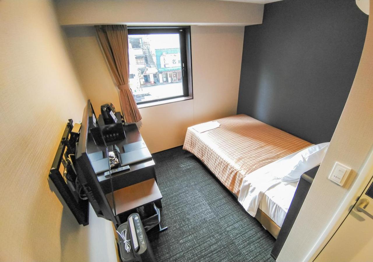 Double Room with Small Double Bed - Non-Smoking - Photo 4