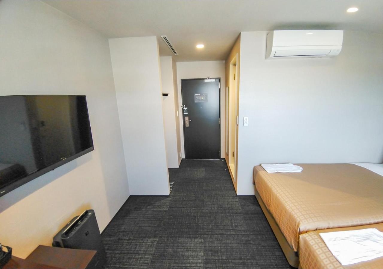 Twin Room - Smoking - Photo 3